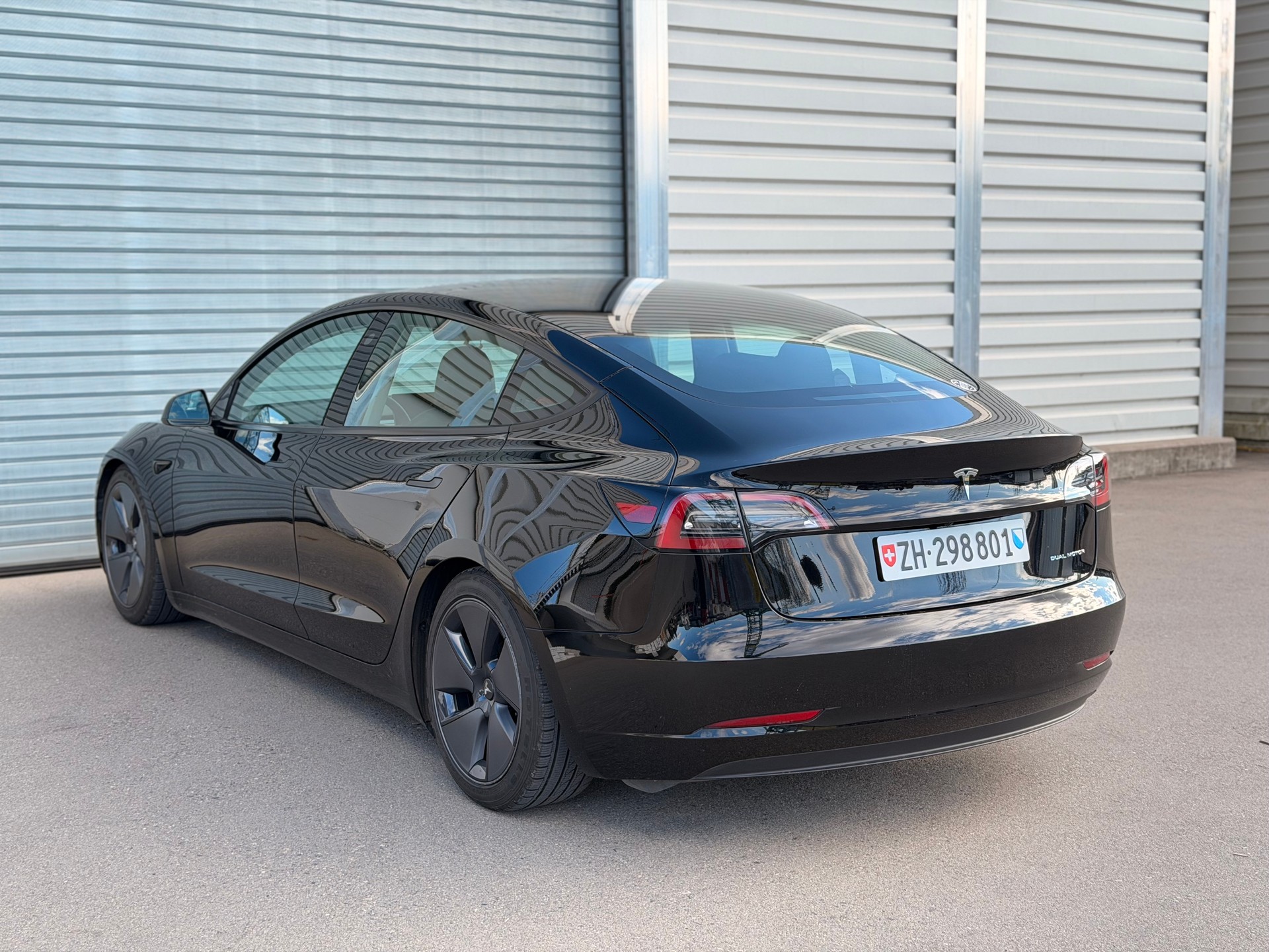 TESLA Model 3 Long Range Dual Motor AWD-image-7