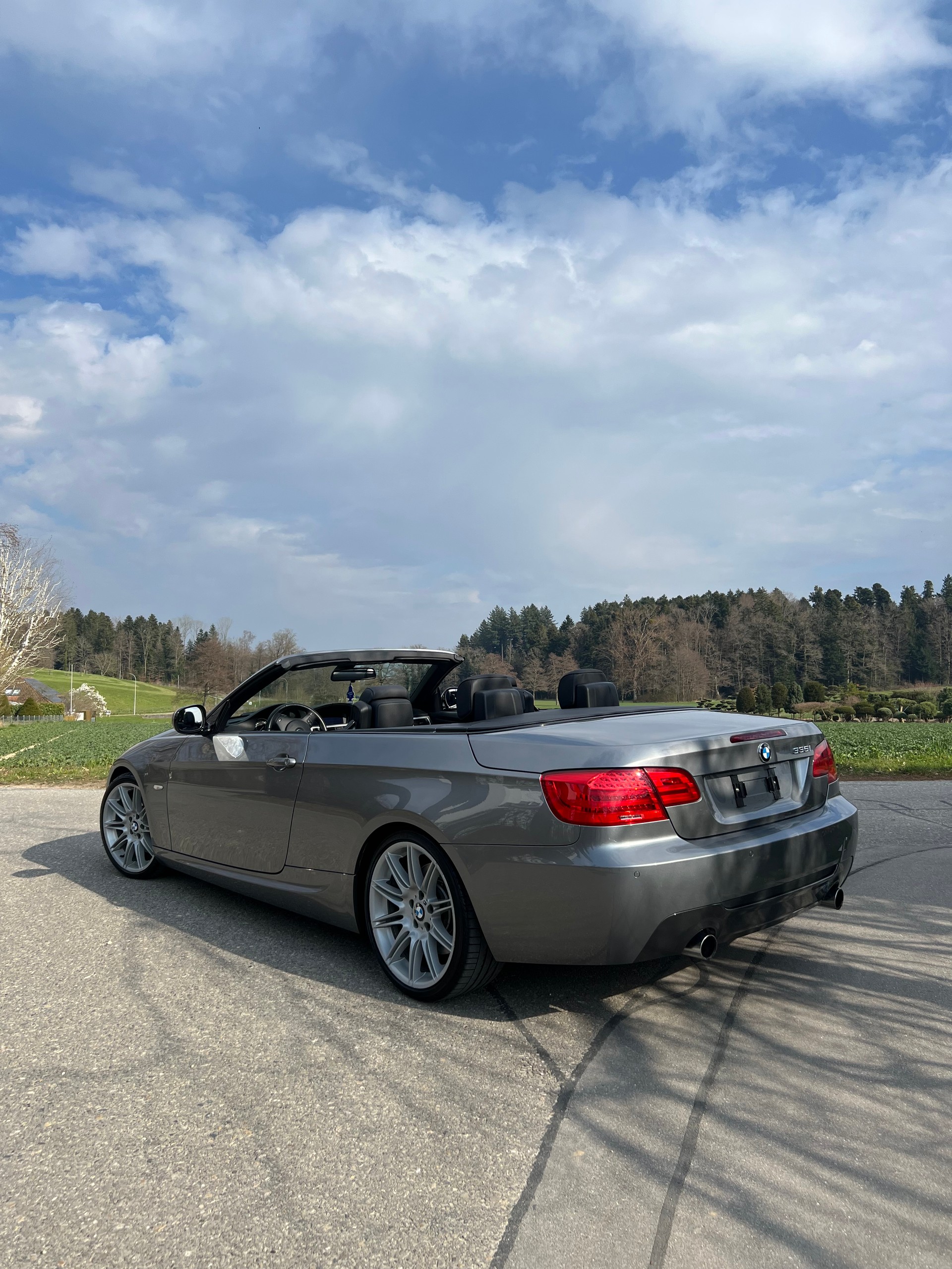 BMW 335i Cabriolet DSG * CH-Fahrzeug * M-Sport * 61‘000 km *-image-3