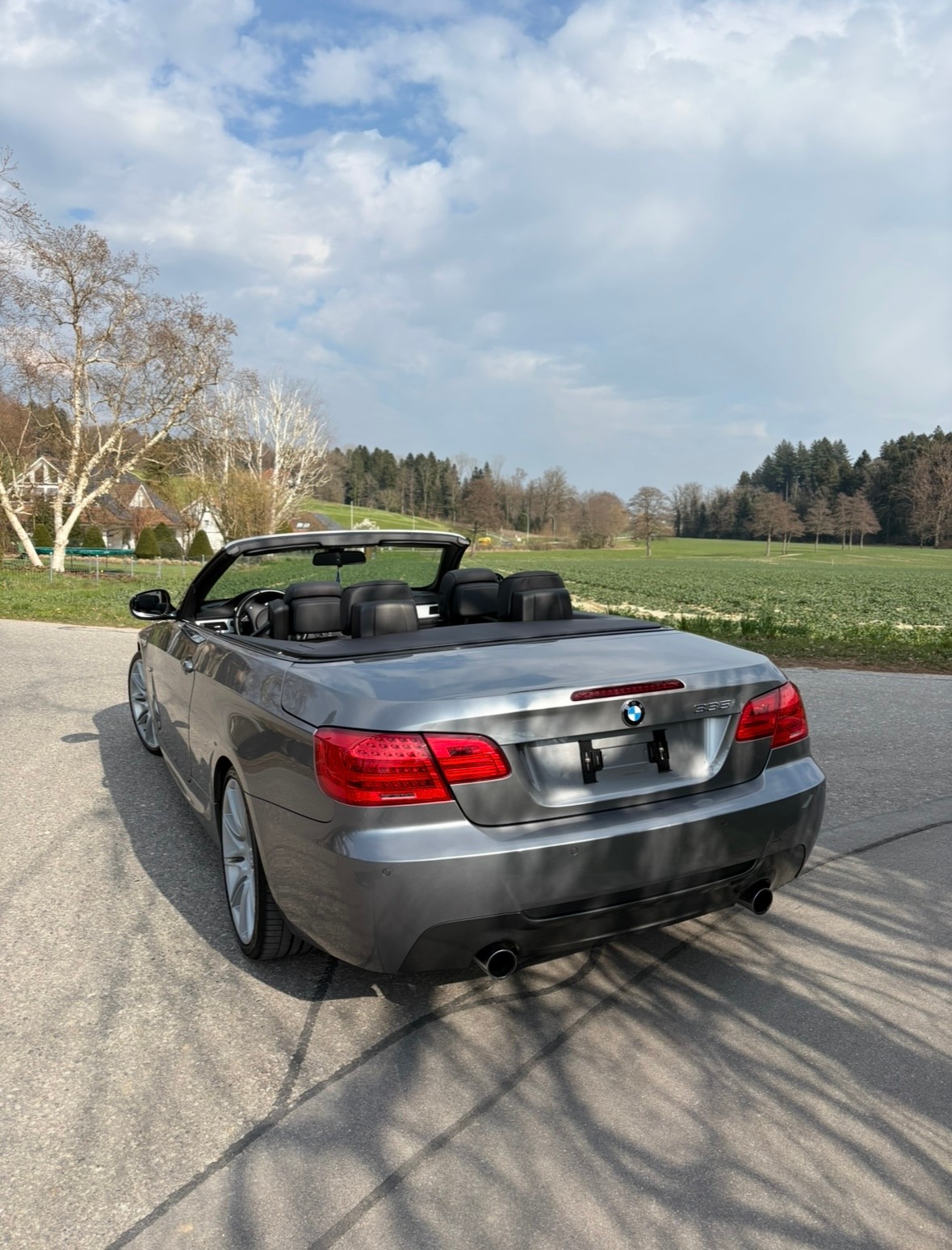 BMW 335i Cabriolet DSG * CH-Fahrzeug * M-Sport * 61‘000 km *-image-2