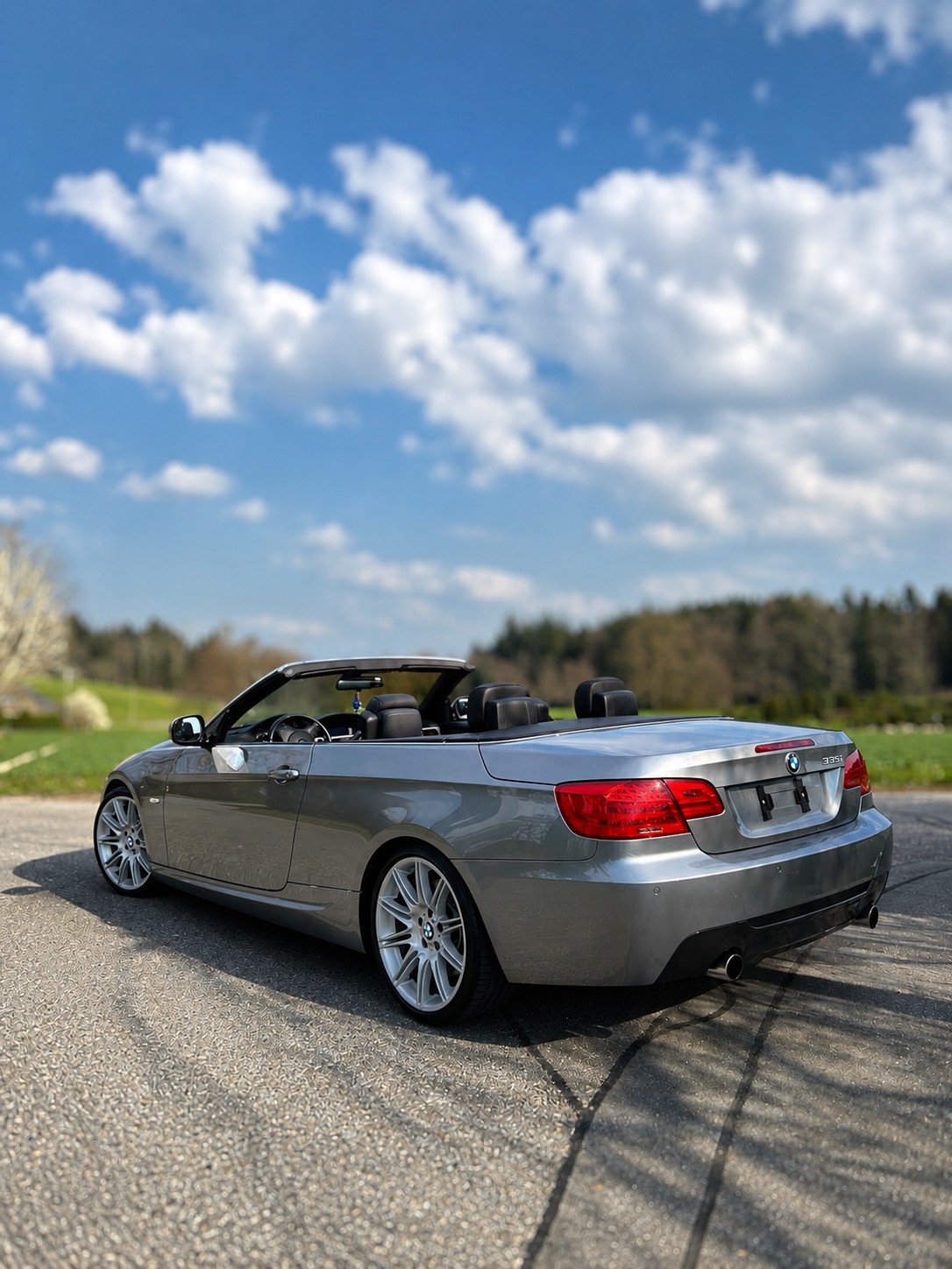 BMW 335i Cabriolet DSG * CH-Fahrzeug * M-Sport * 62’000 km *-image-2