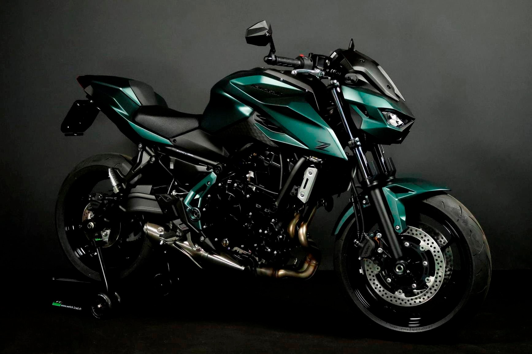 KAWASAKI Z 650 S (50/35 KW) *Darksmaragd* Level 2Sofort Lieferbar-showroom-element-1