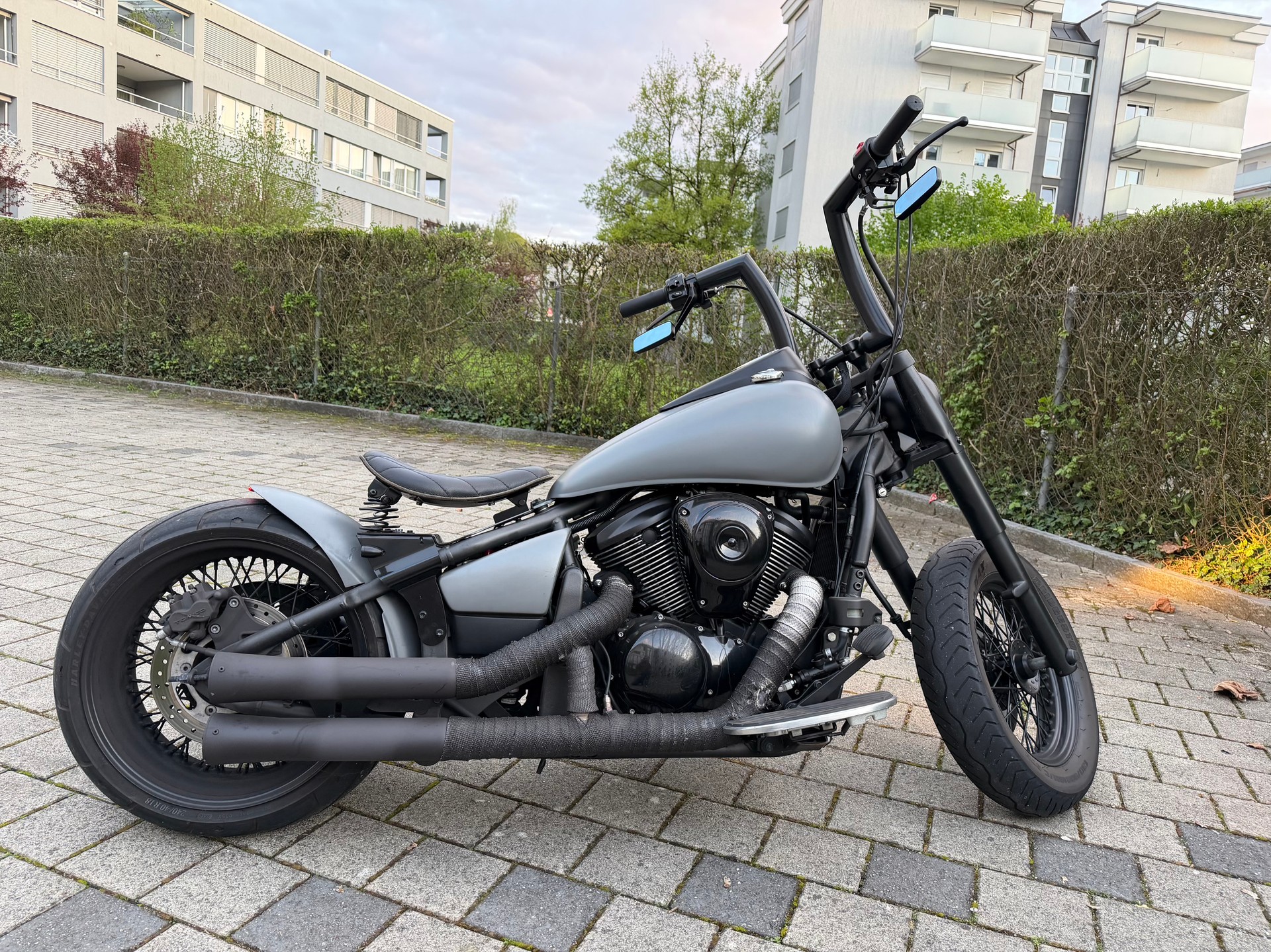 KAWASAKI VN 900 Classic-image-3