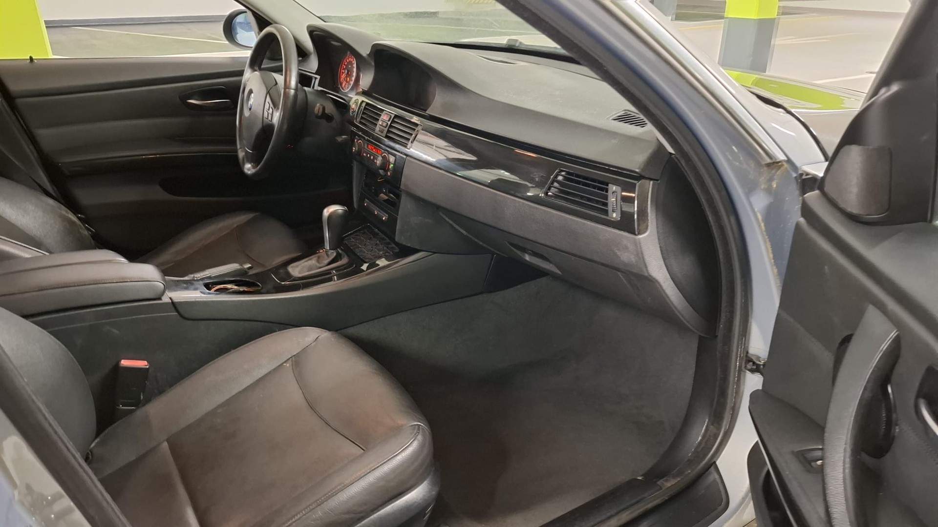 BMW 330xd-image-11
