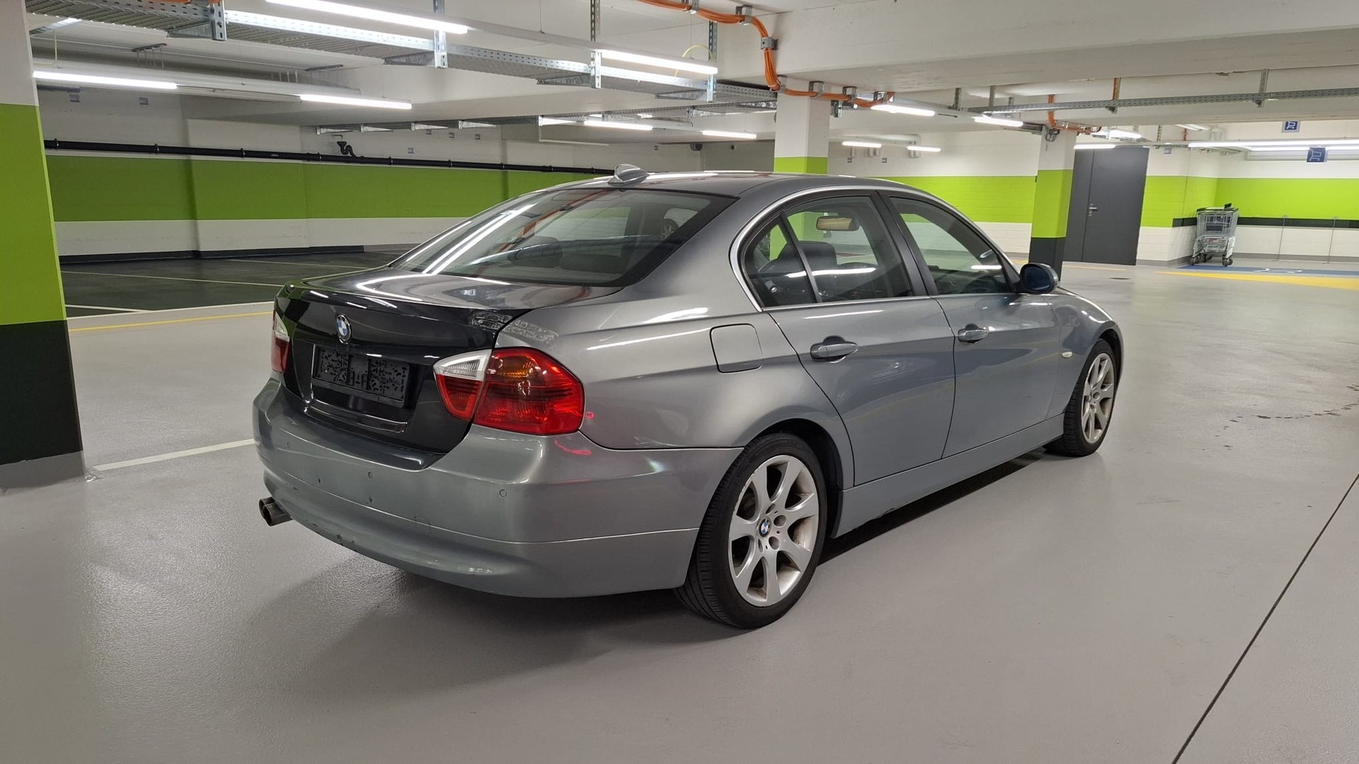 BMW 330xd-image-4