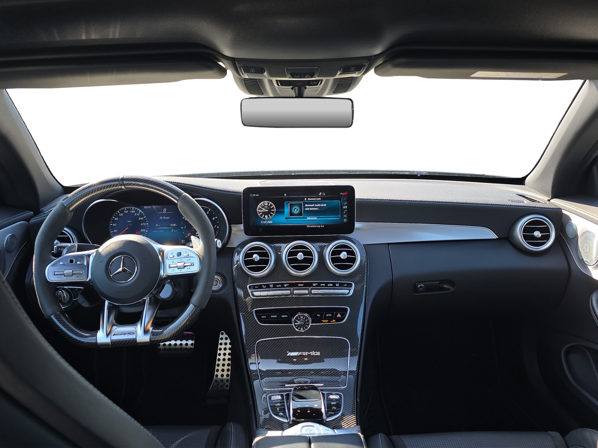 MERCEDES-BENZ C 63 S AMG 9G-tronic-image-8