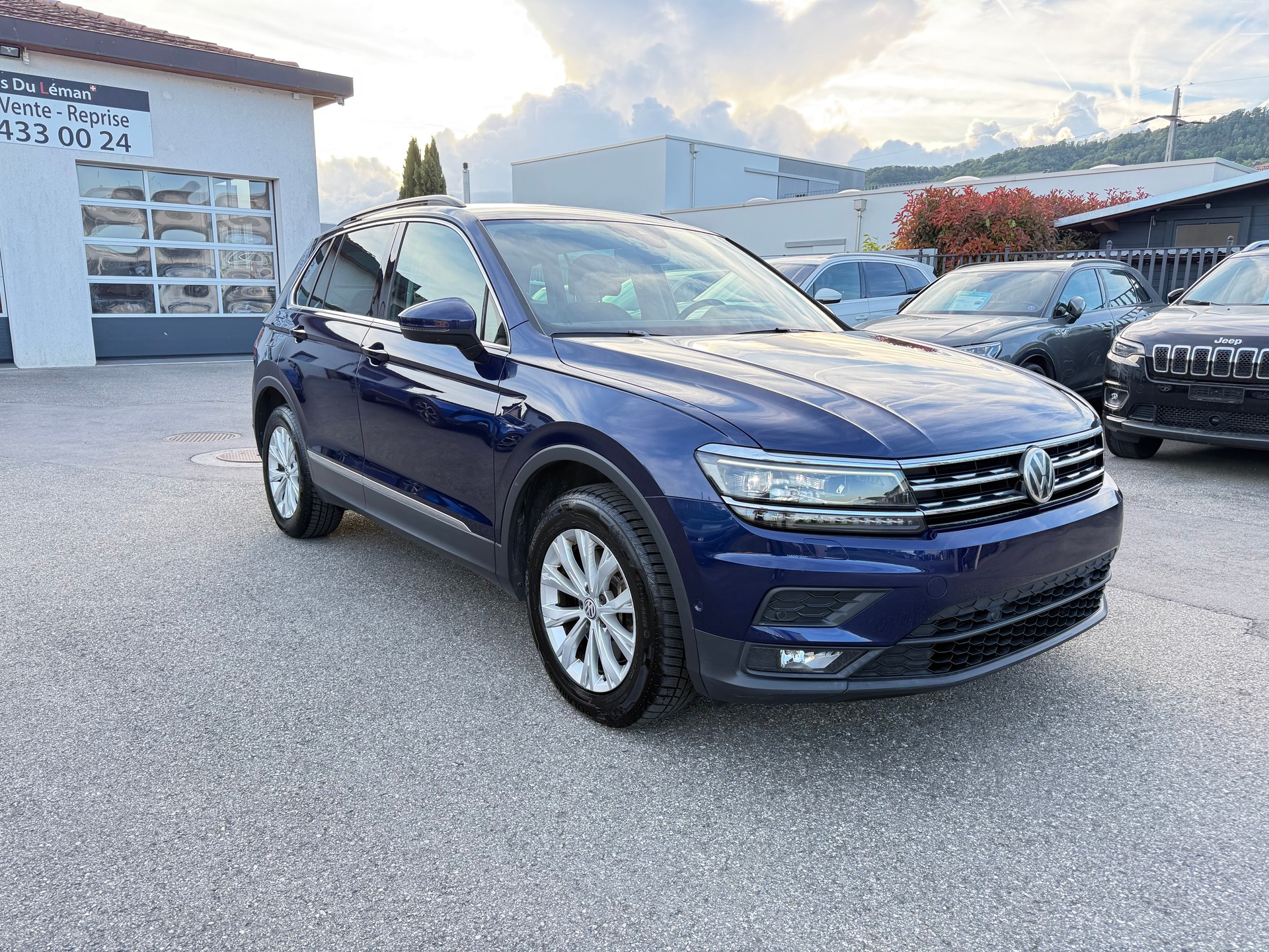 VW Tiguan 2.0TSI Comfortline 4Motion DSG-image-3