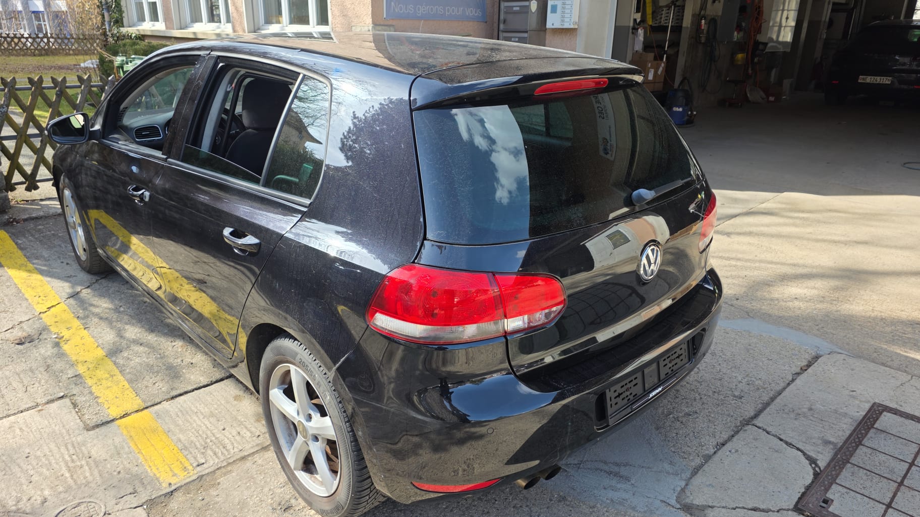VW Golf 1.4 TSI Comfortline DSG-image-1