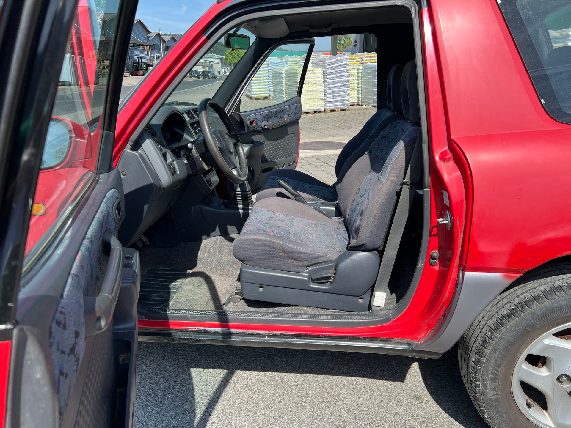 TOYOTA RAV-4-image-7