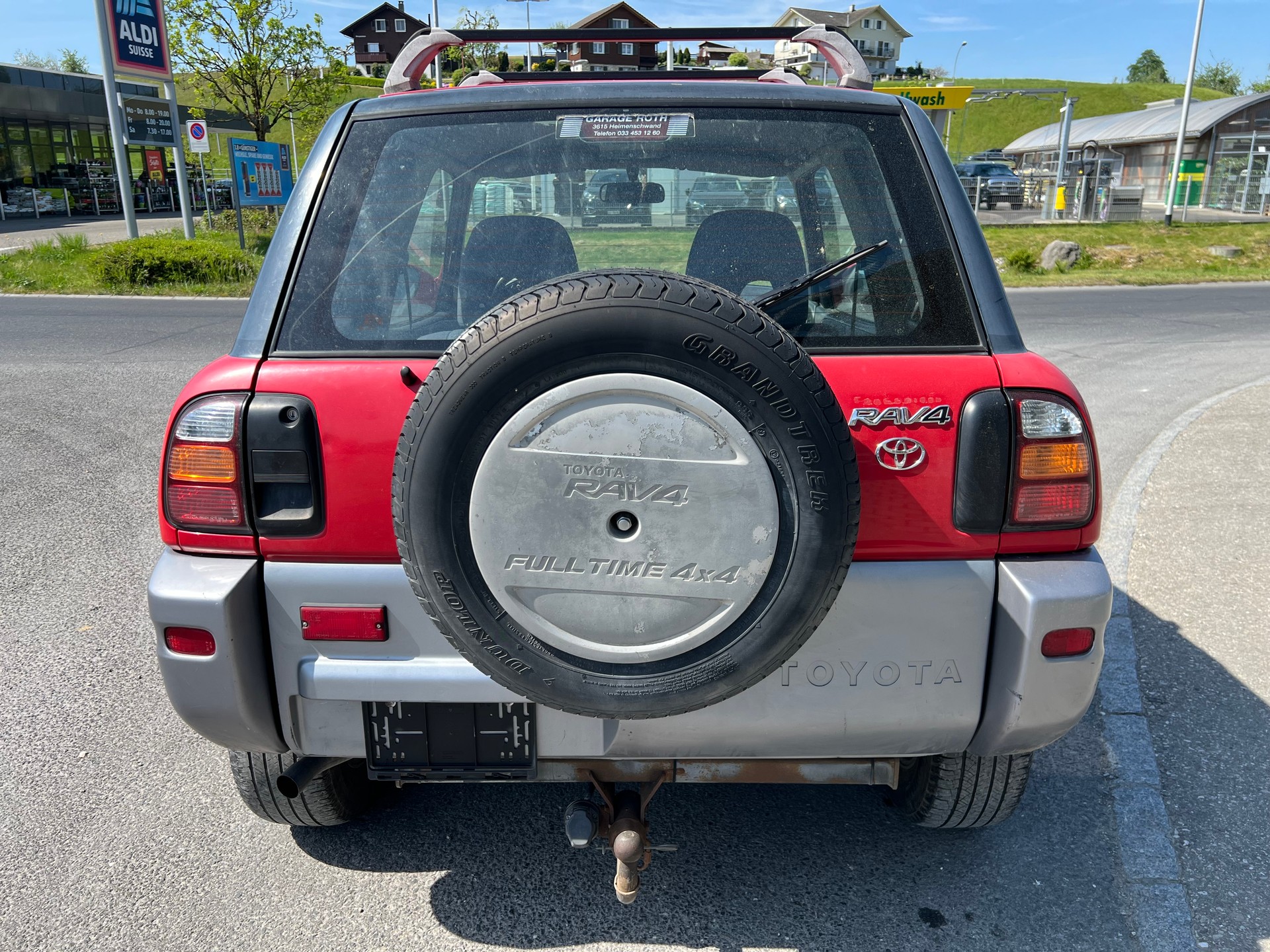 TOYOTA RAV-4-image-5