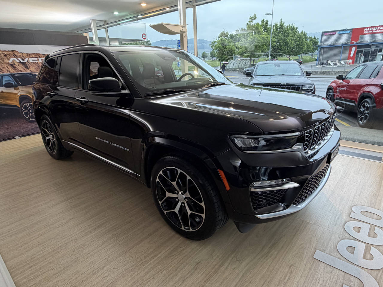 JEEP Grand Cherokee 2.0 Turbo Summit Reserve 4xe-image-2