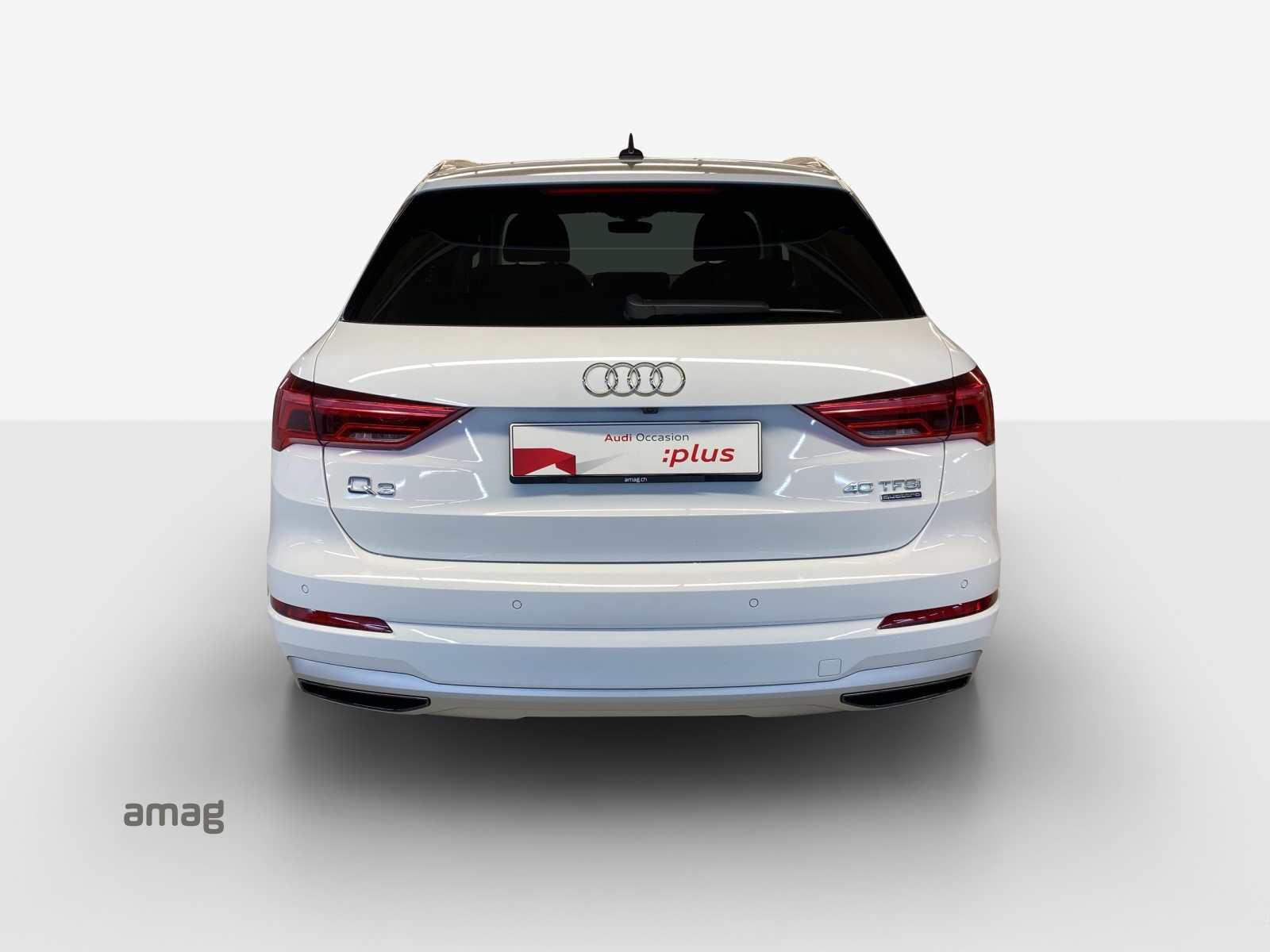 AUDI Q3 40 TFSI advanced quattro S-tronic-image-3