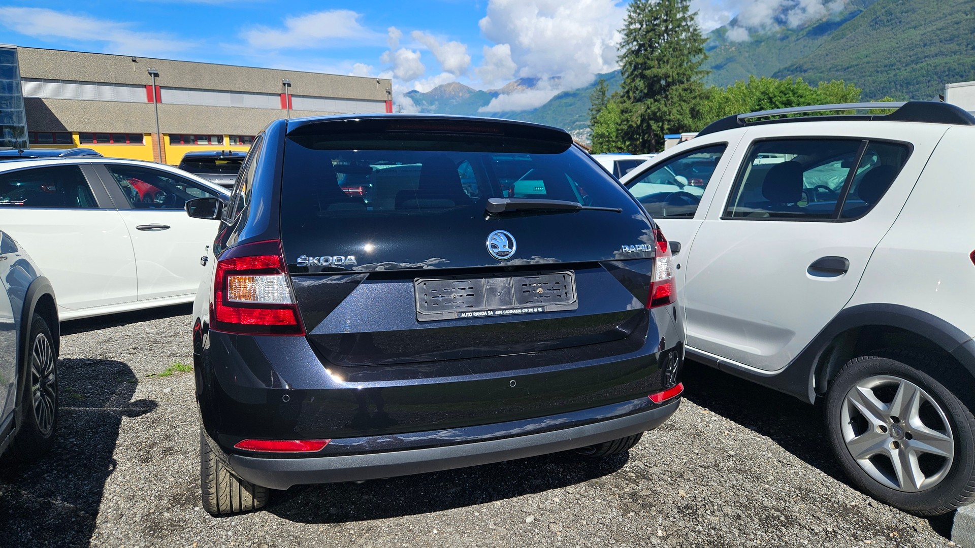 SKODA Rapid Spaceback 1.4 TSI Ambition DSG-image-3