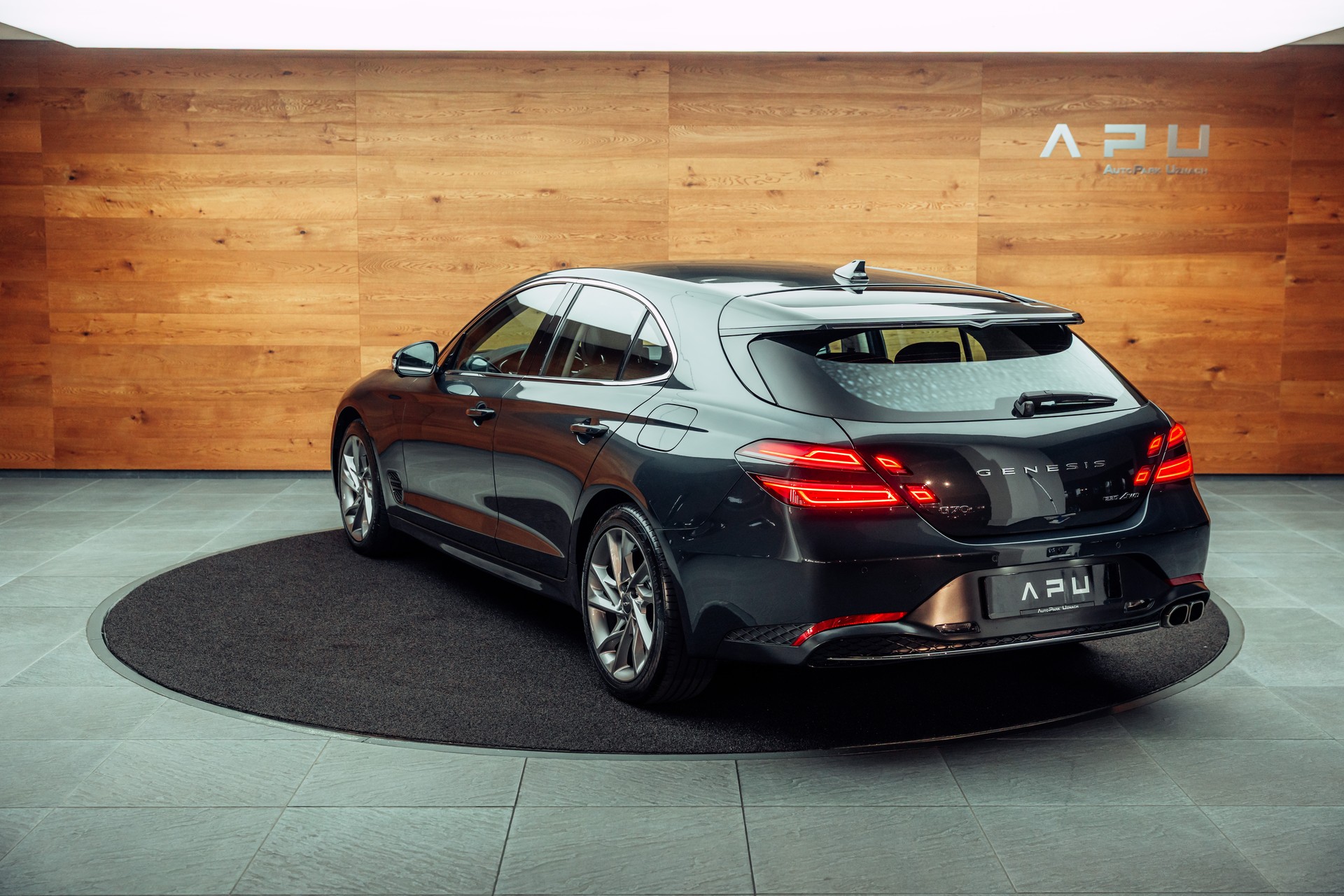 GENESIS G70 Shooting Brake 2.2 CRDI Luxus AT8 AWD-showroom-element-2
