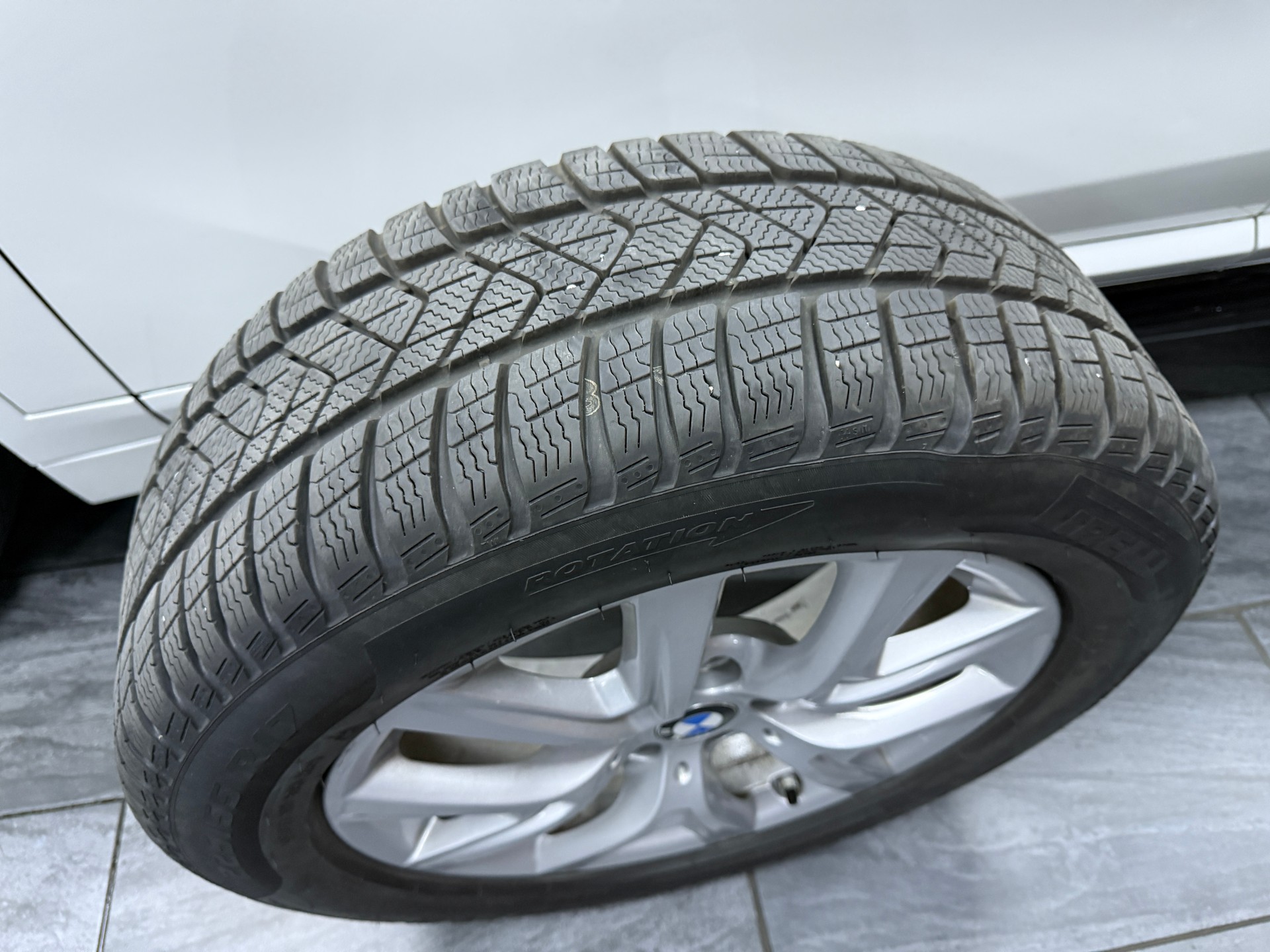 BMW X1 xDrive 18d Sport Line Steptronic CH Fahrzeug-image-9
