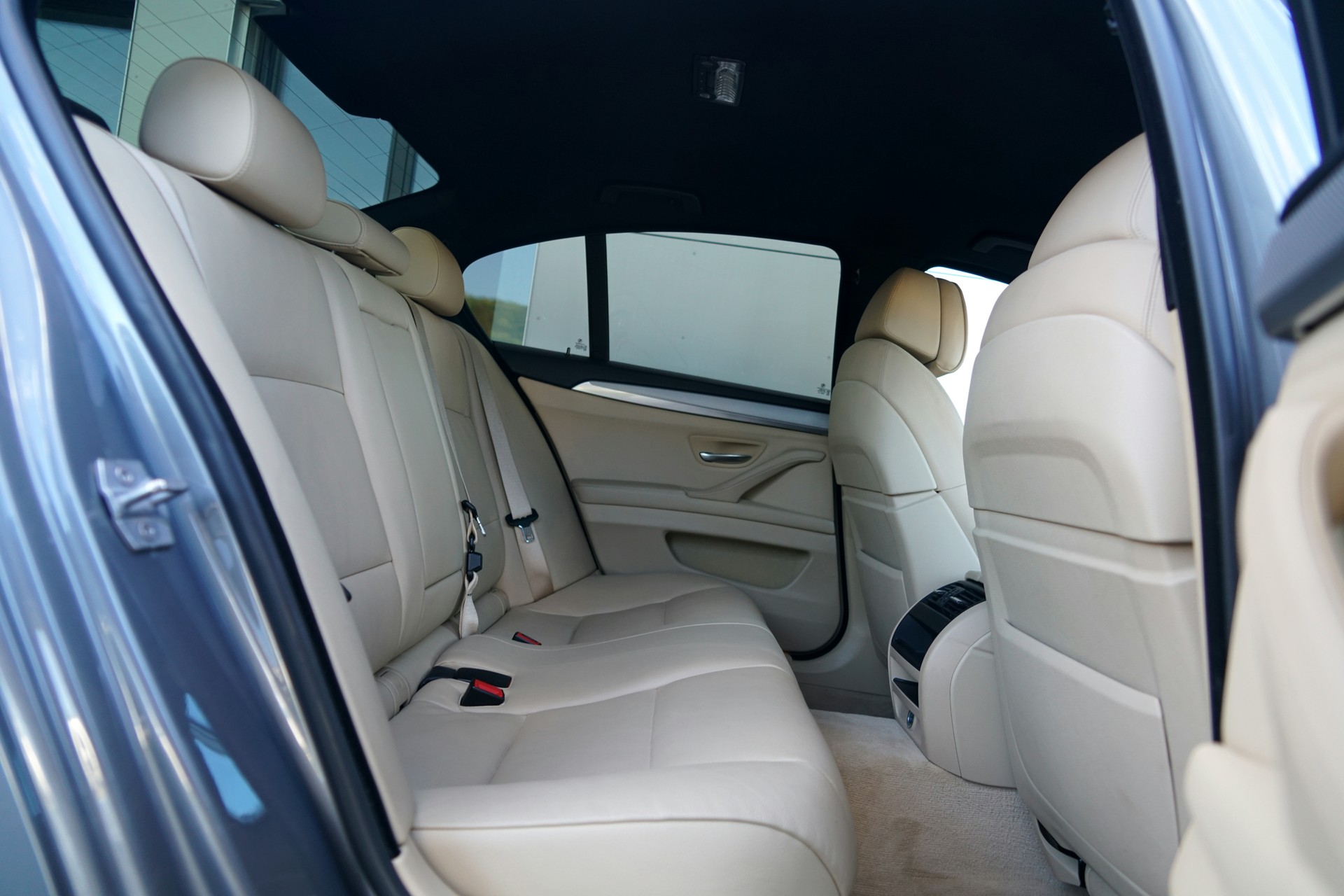 BMW 528i xDrive M-Sportpaket Steptronic (CH)-image-12