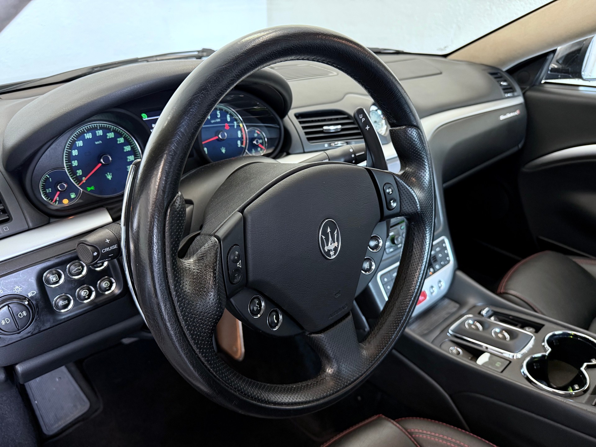 MASERATI GranTurismo S Cambiocorsa-image-16