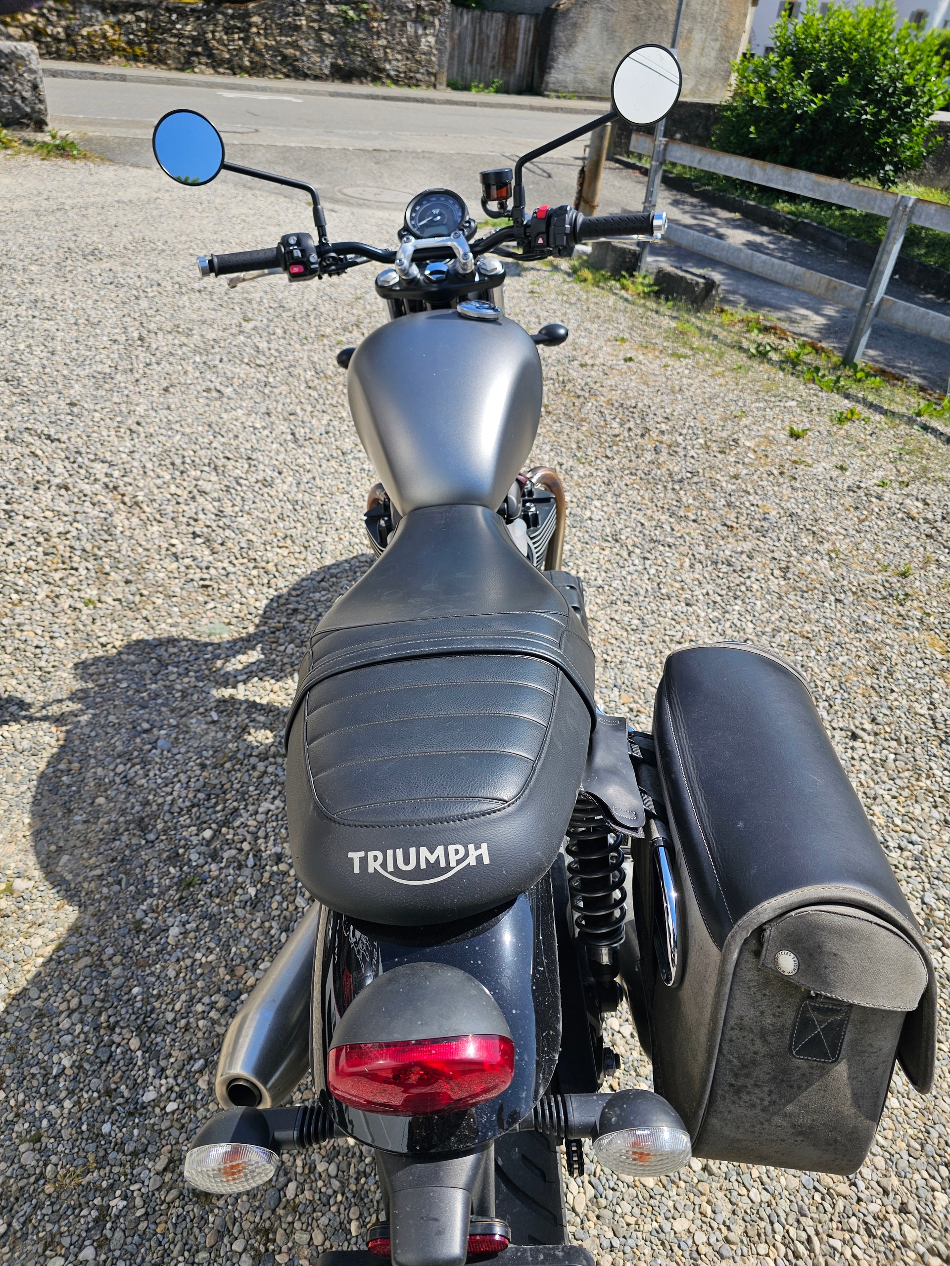 TRIUMPH Speed Twin 900 (35kW)-image-2