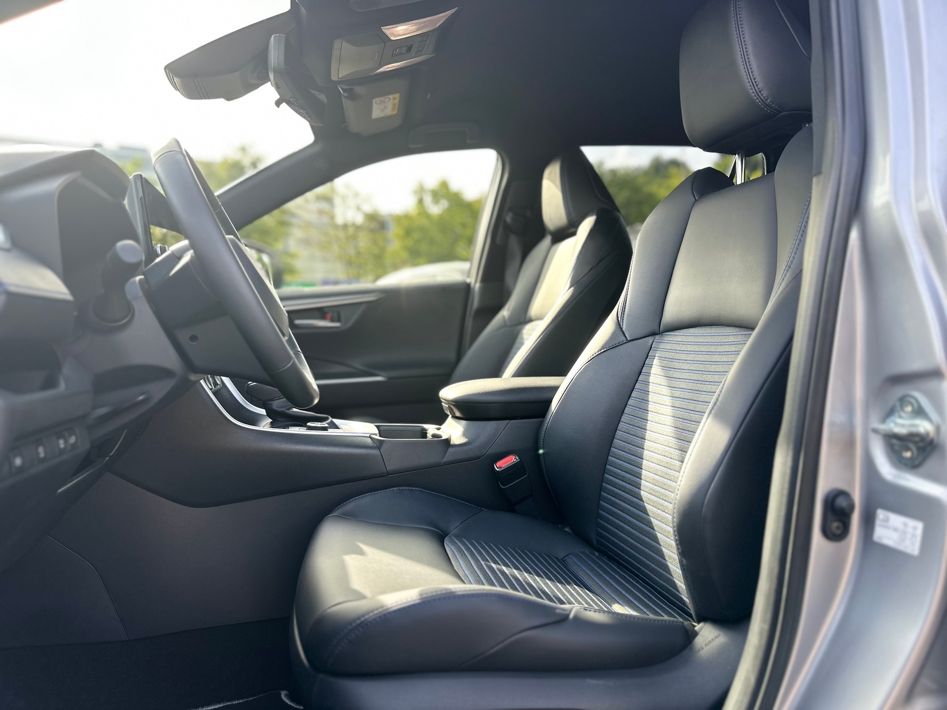 TOYOTA RAV-4 2.5 HSD Style e-CVT 4WD-image-11