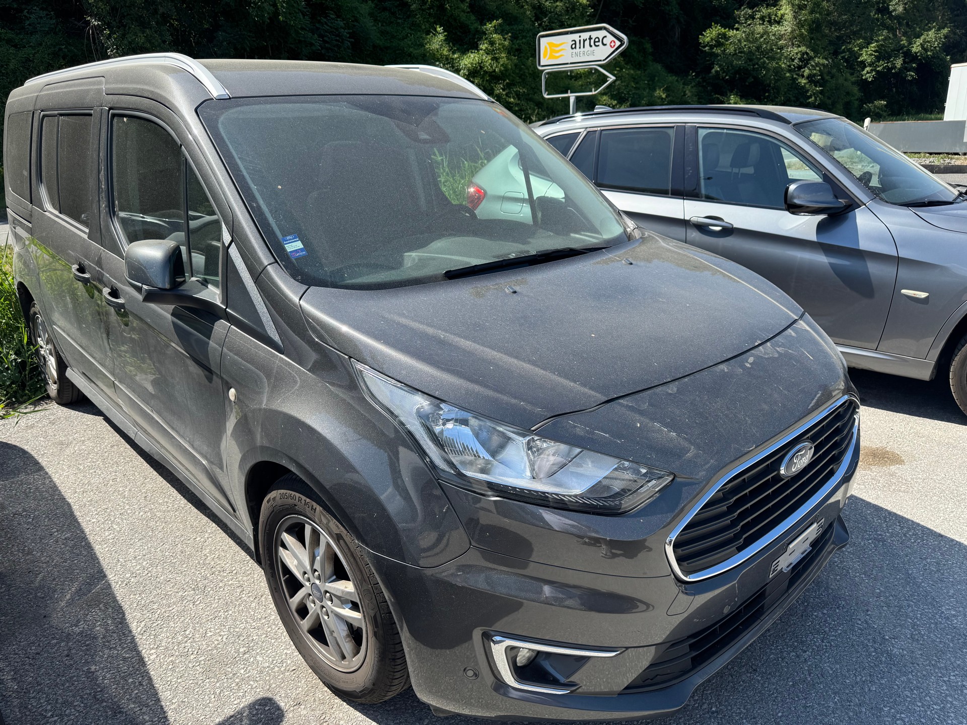 FORD Grand Tourneo Connect 1.5 EcoBlue Titanium Automat-image-2