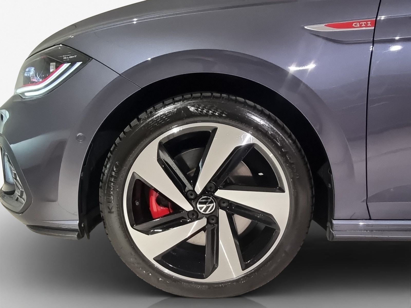 VW Polo 2.0 TSI GTI DSG-image-13