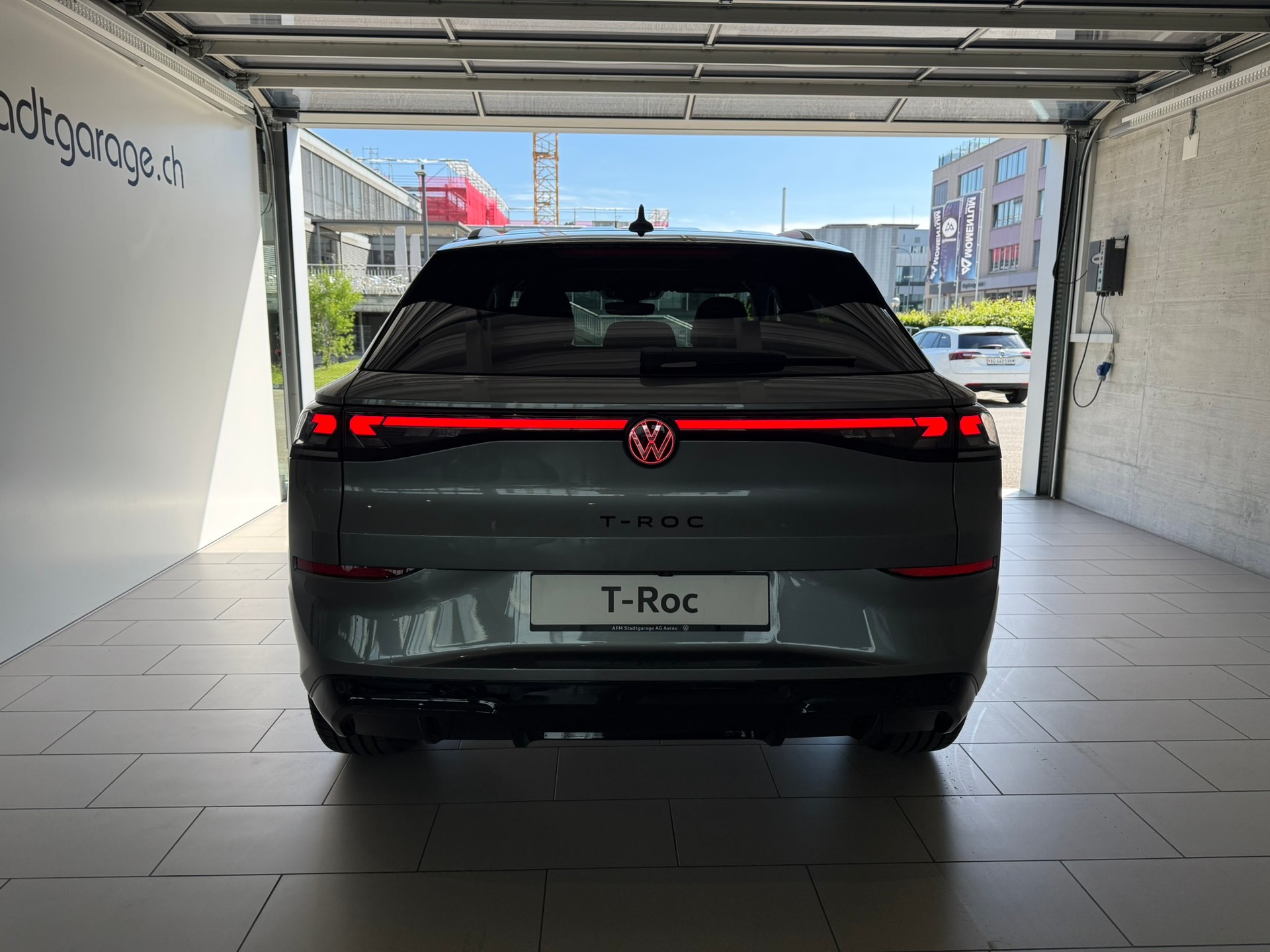 VW T-Roc 1.5 eTSI mHEV R-Line DSG-image-4