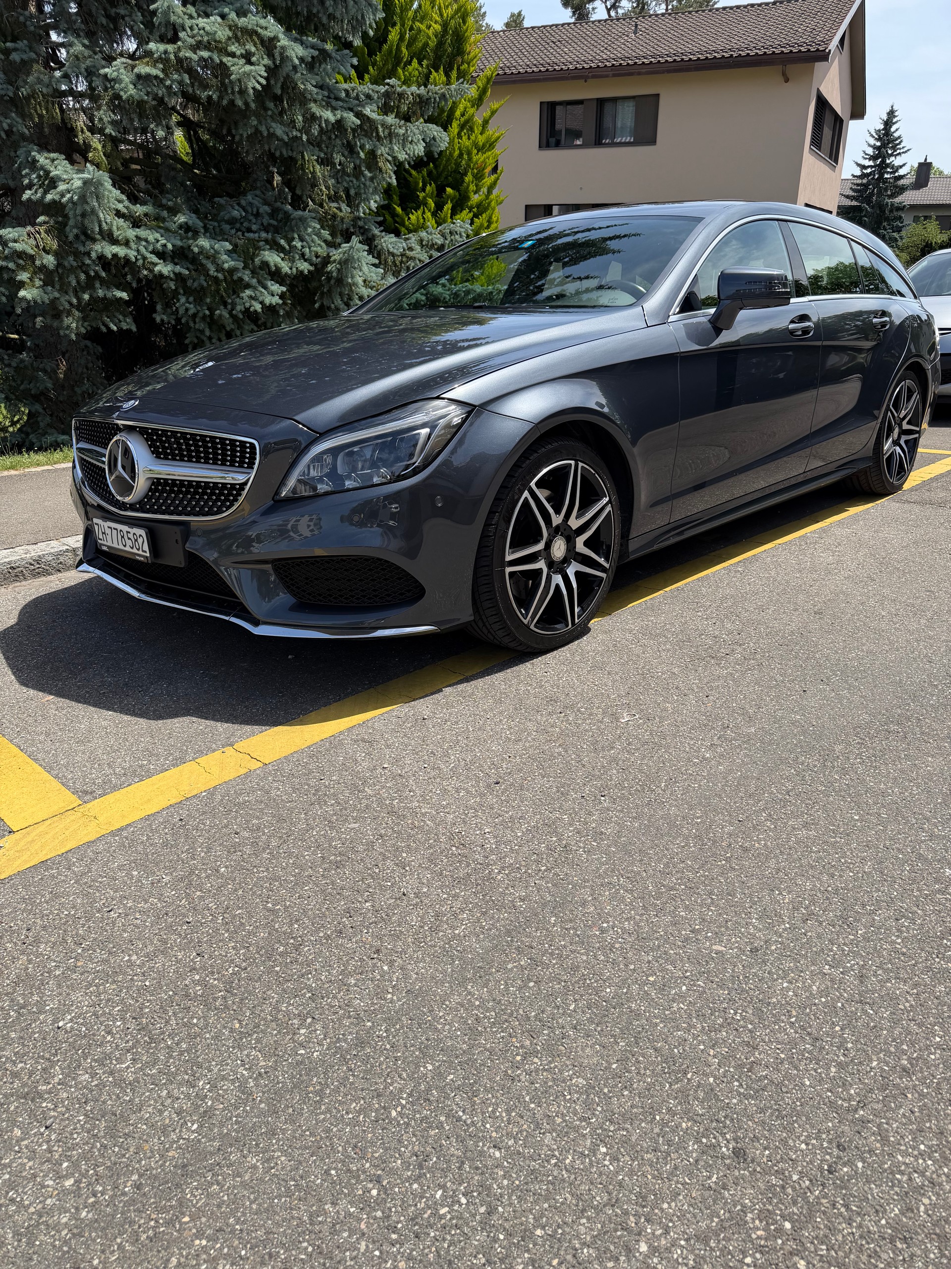 MERCEDES-BENZ CLS 350 CDI BlueTec 4matic AMG Plus-image-1