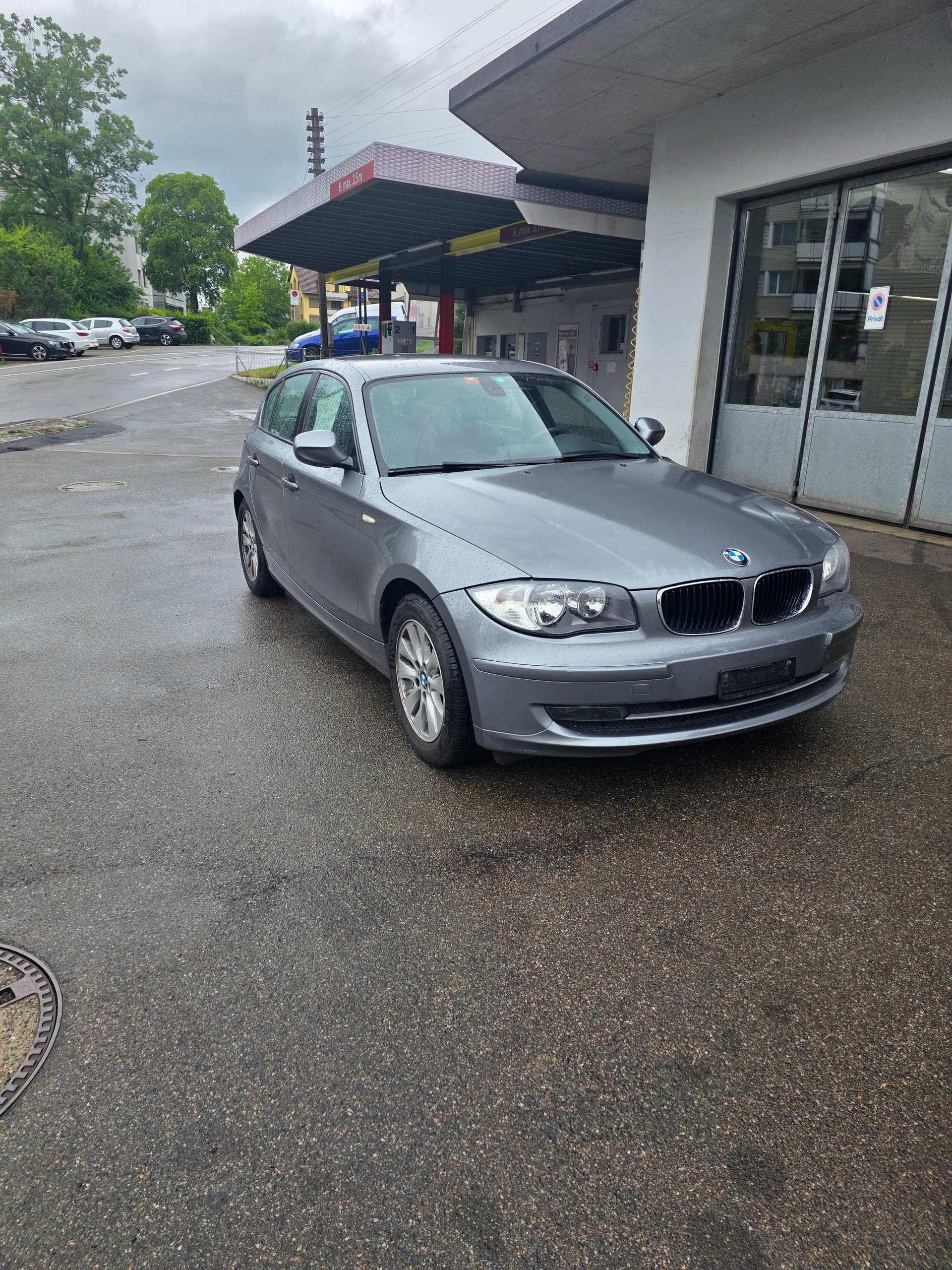 BMW 120d-image-0
