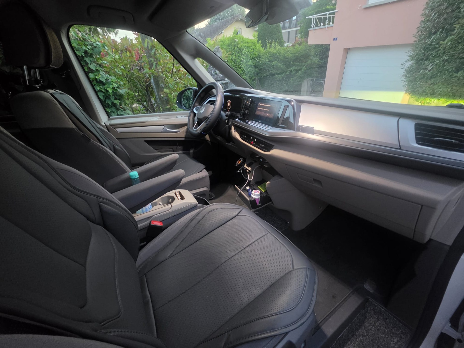 VW T7 California Beach Liberty-image-4