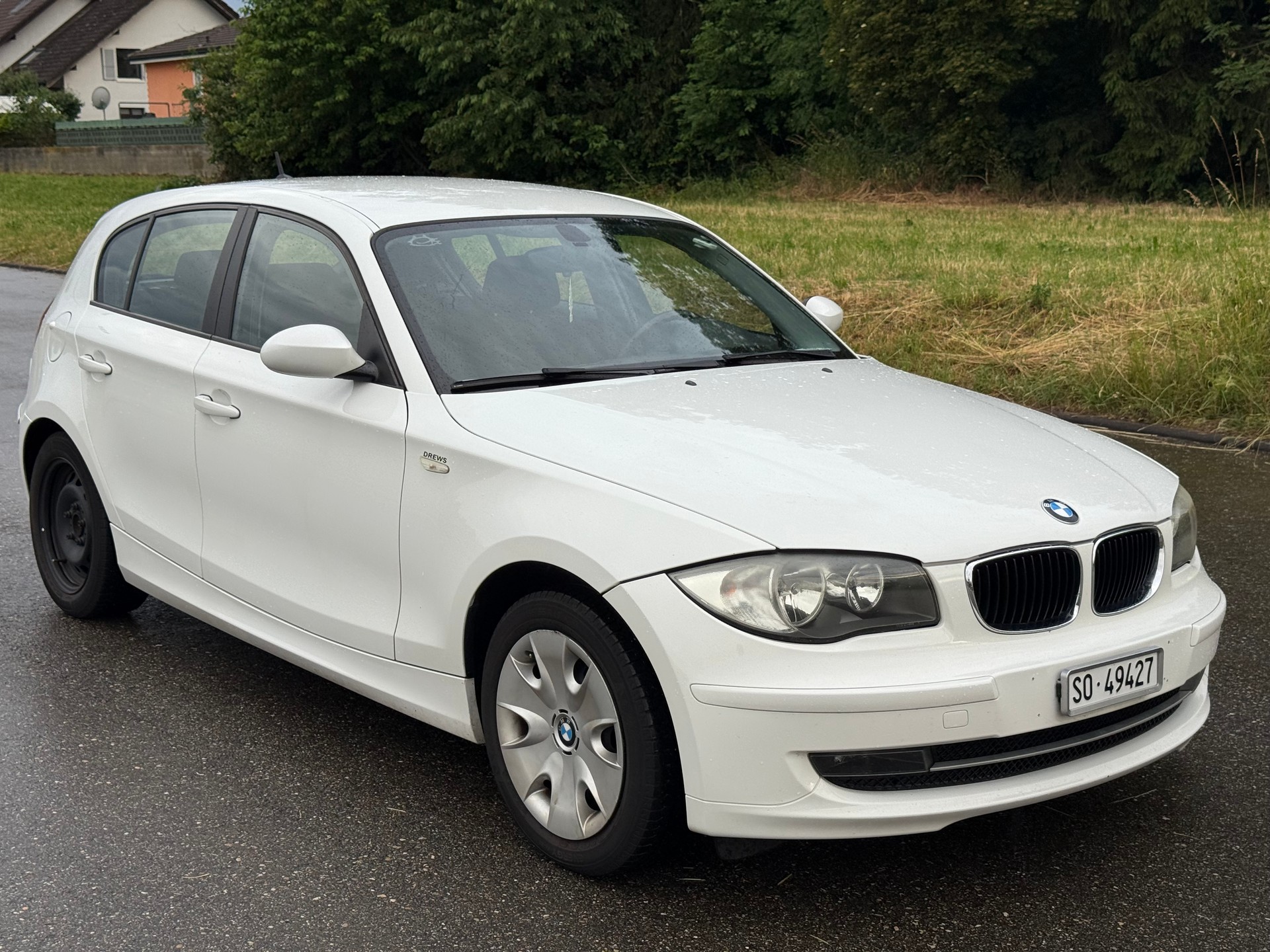 BMW 118-image-1