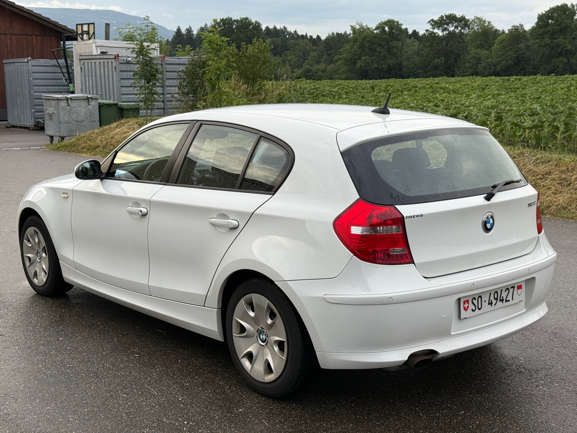 BMW 118-image-3