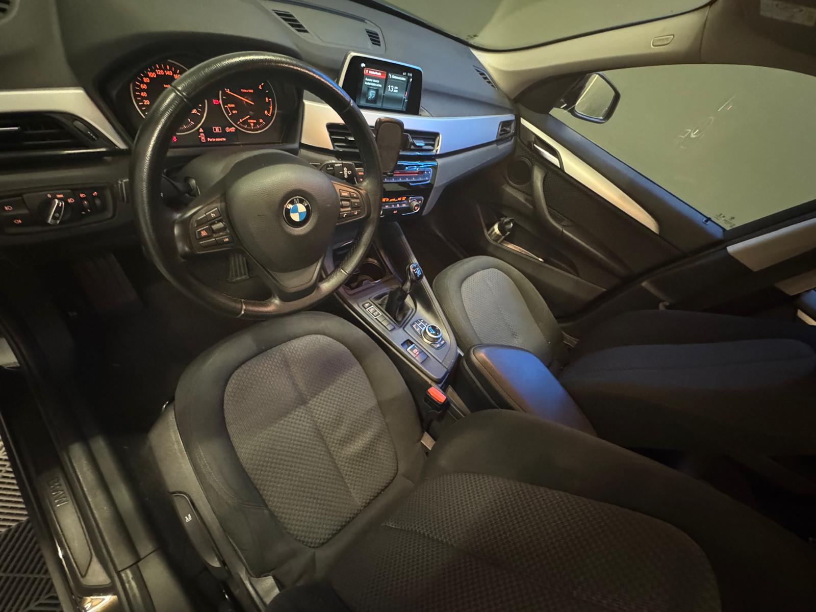 BMW X1 sdrive 16d-image-1
