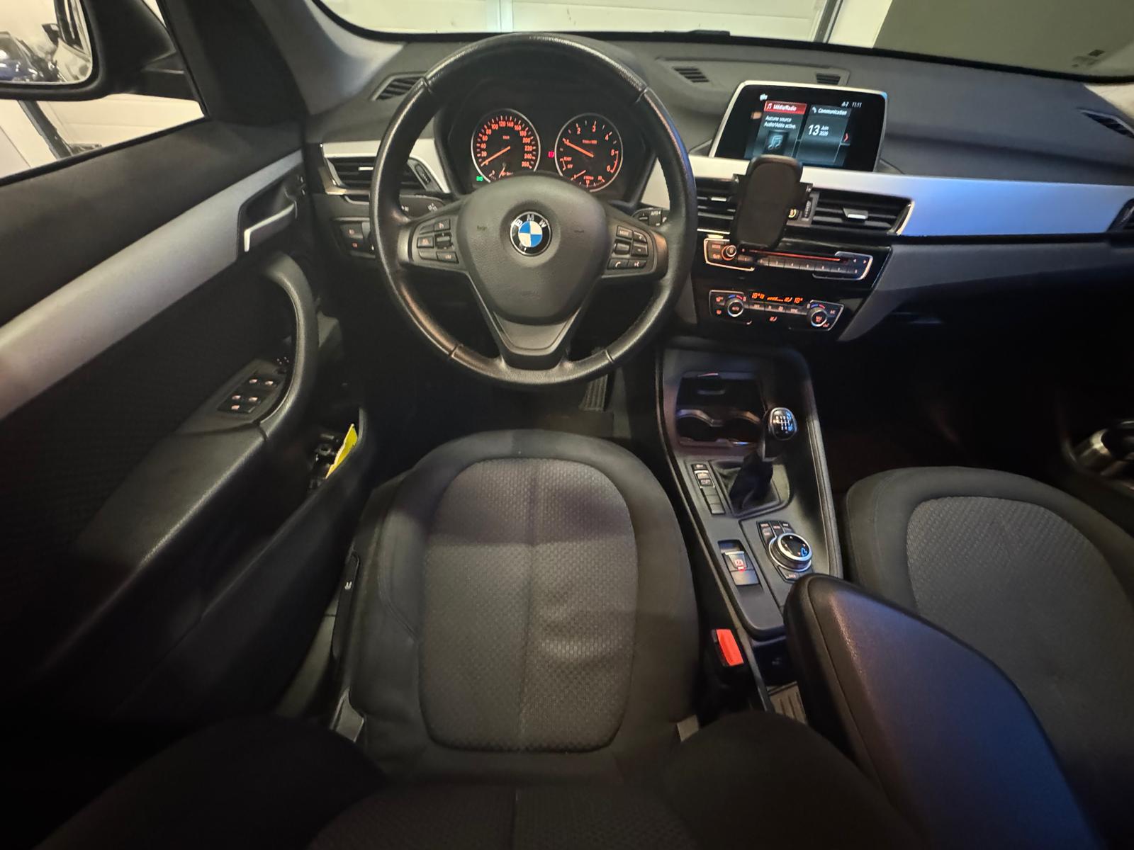BMW X1 sdrive 16d-image-15