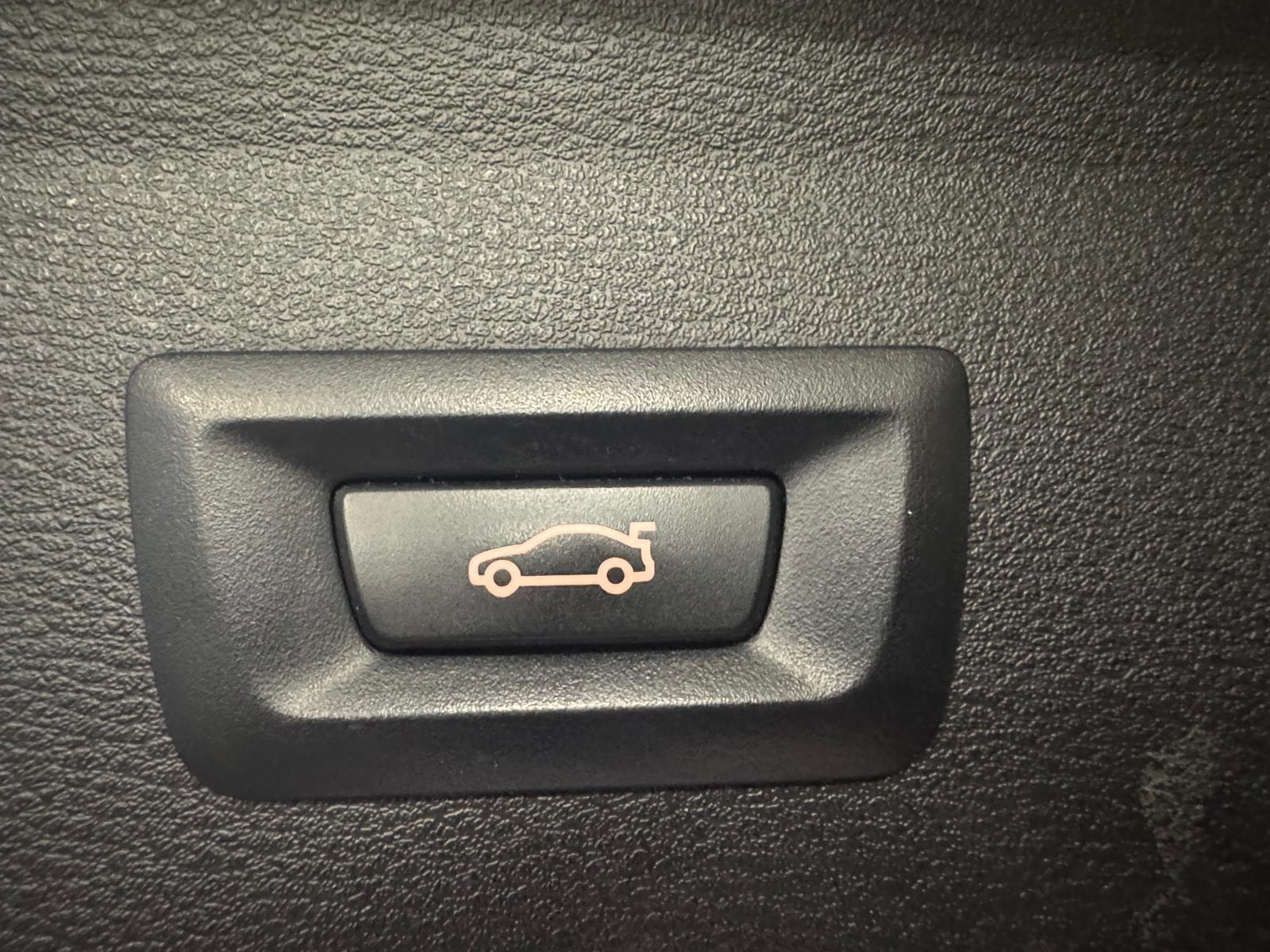 BMW X1 sdrive 16d-image-25