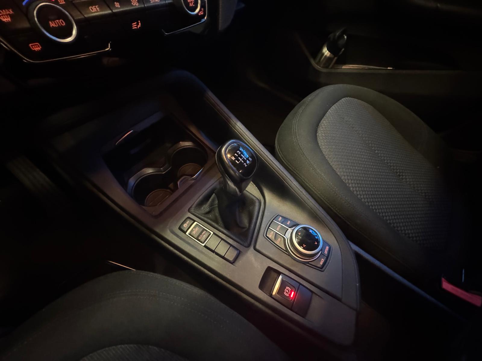 BMW X1 sdrive 16d-image-23