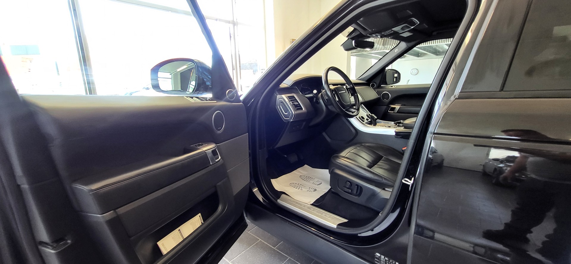 LAND ROVER Range Rover Sport 2.0 Si4 S Automatic-image-11