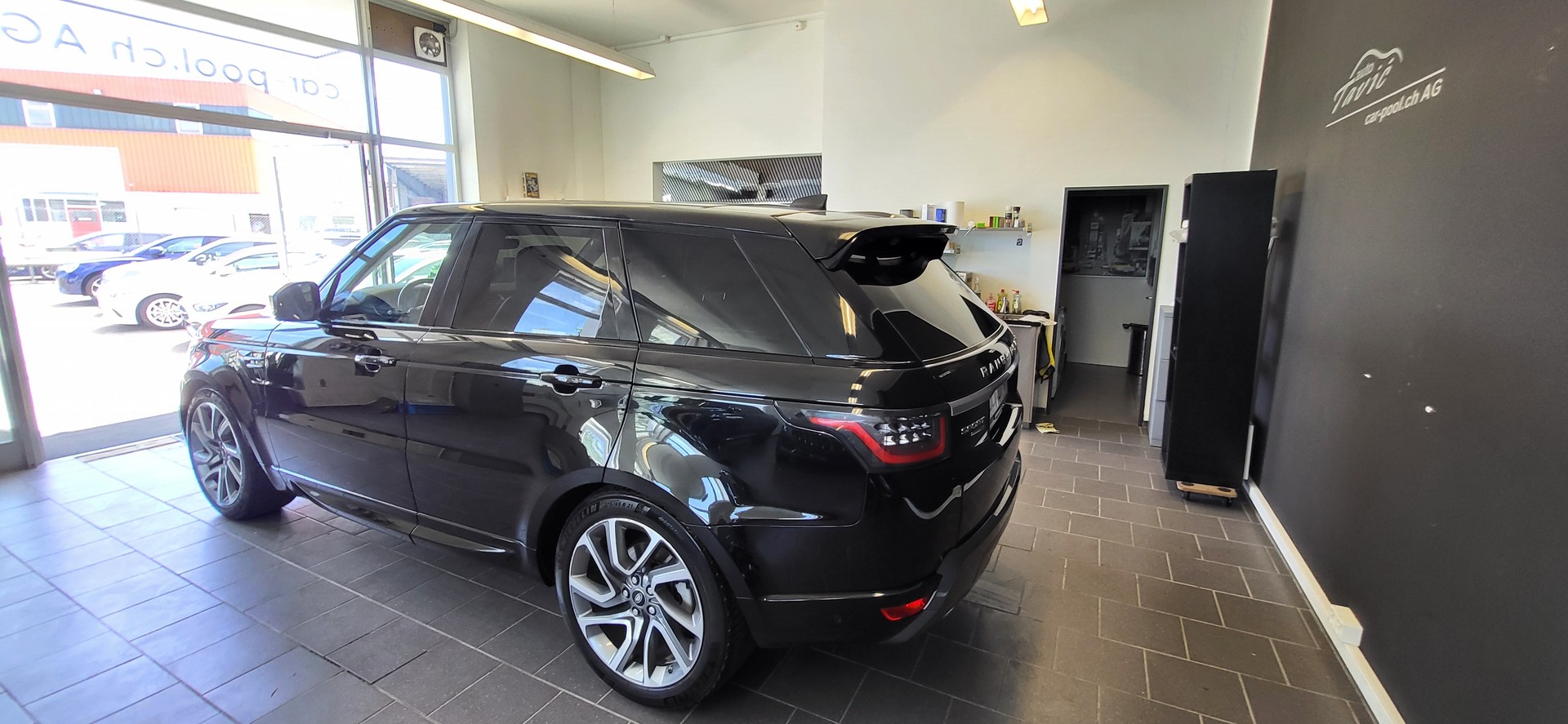 LAND ROVER Range Rover Sport 2.0 Si4 S Automatic-image-16