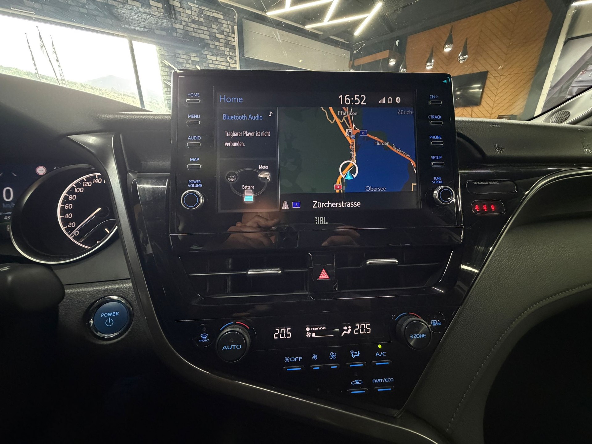 TOYOTA Camry 2.5 HSD e-CVT Premium-image-8