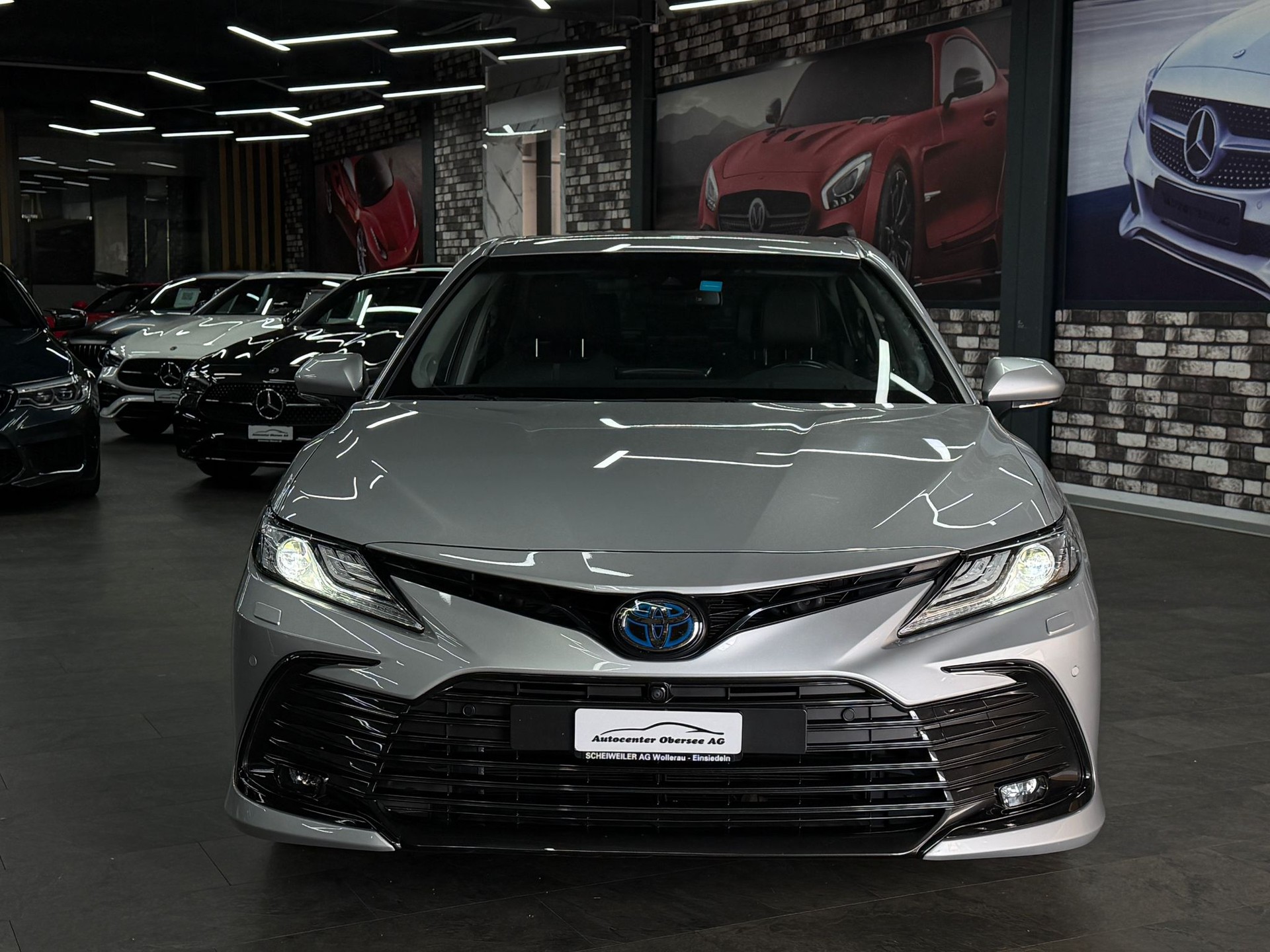 TOYOTA Camry 2.5 HSD e-CVT Premium-image-1