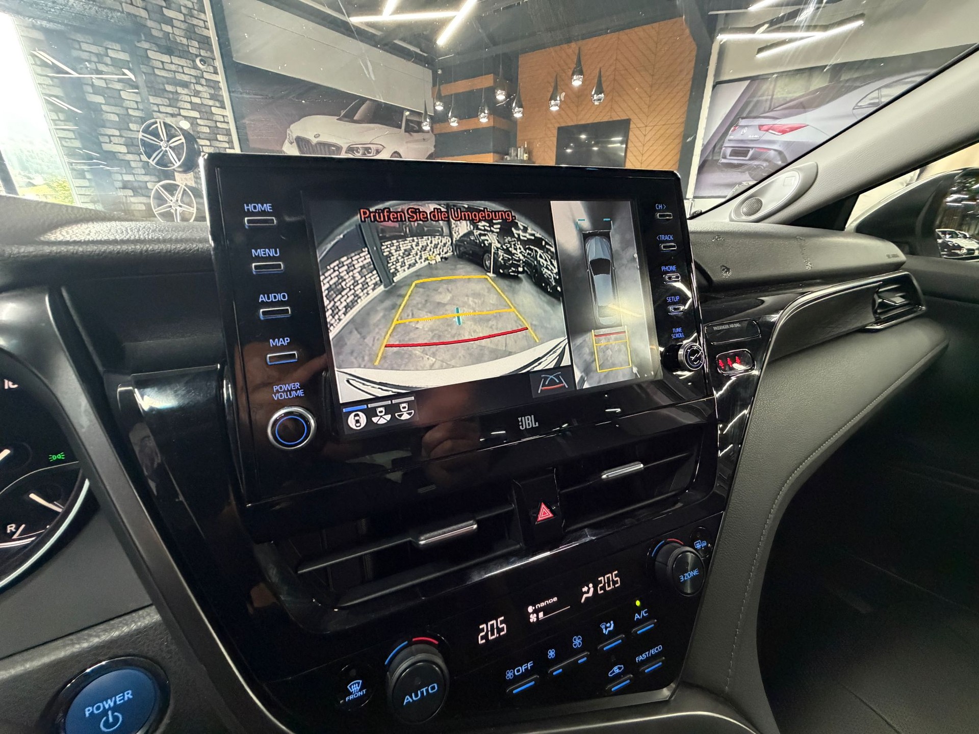 TOYOTA Camry 2.5 HSD e-CVT Premium-image-9
