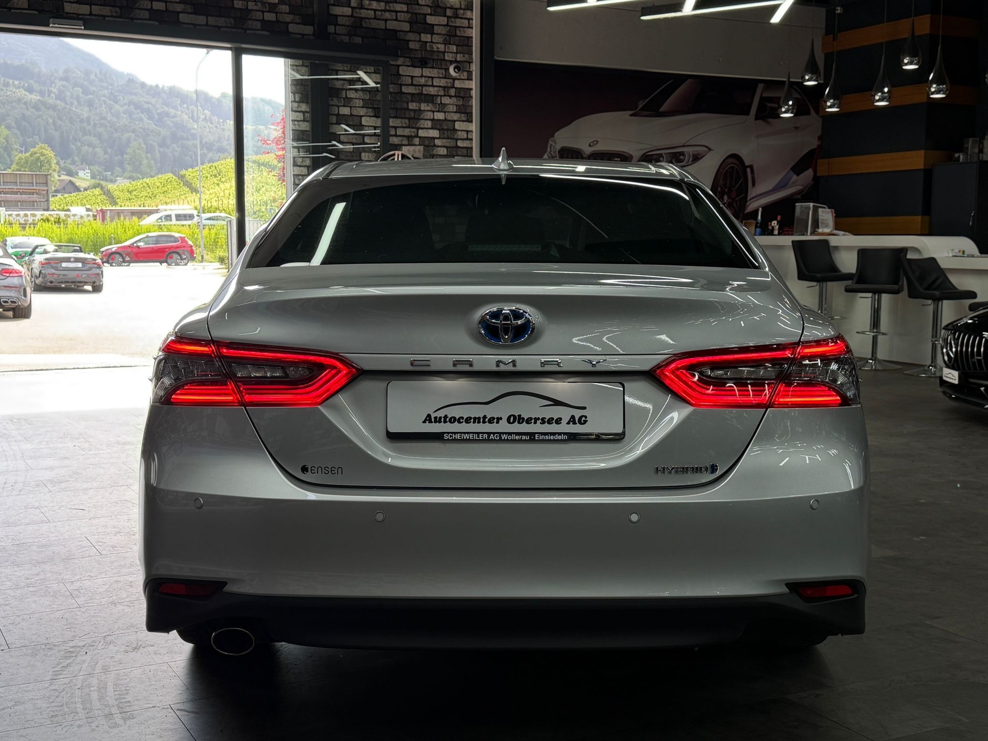 TOYOTA Camry 2.5 HSD e-CVT Premium-image-5