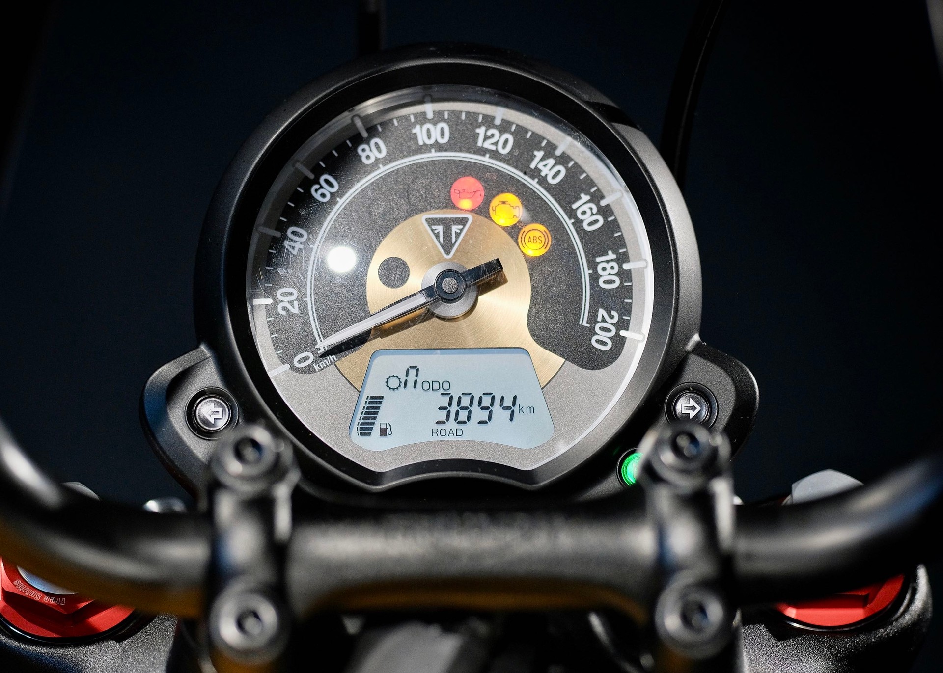 TRIUMPH Bonneville 1200 Bobber Black ABS-image-15