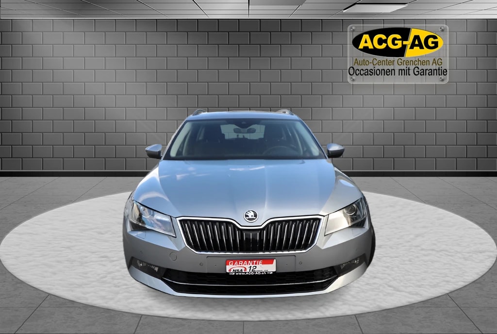 SKODA Superb Combi 2.0 TDi Ambition DSG ** Gr-Navi ** RF-Kamera ** Abstandsregelsysteme ** Frisch Ab MFK & Service **-image-1