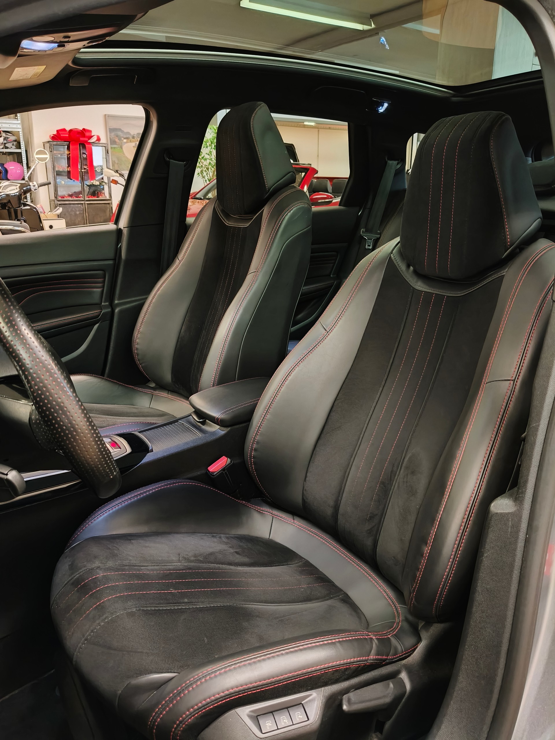 PEUGEOT 308 SW 2.0 BlueHDI GT Automatic-image-19