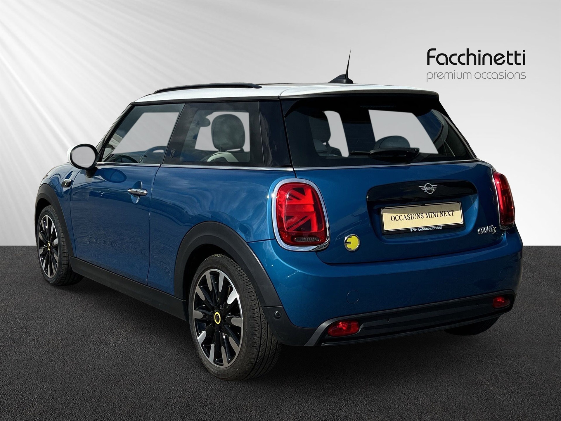 MINI Cooper SE Mosaert Edition-image-2