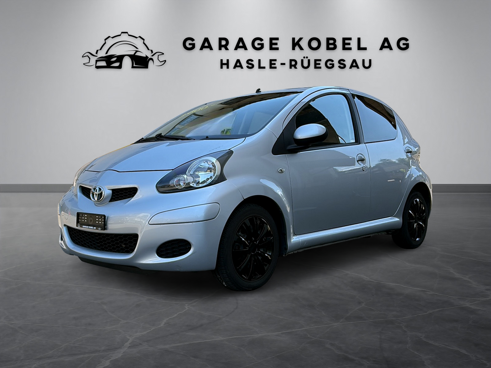 TOYOTA Aygo 1.0 Linea Luna-image-0
