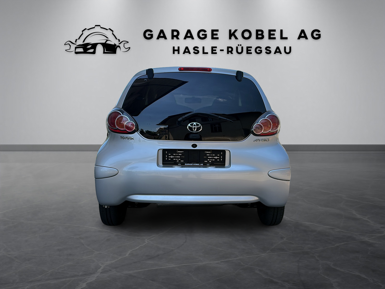 TOYOTA Aygo 1.0 Linea Luna-image-3