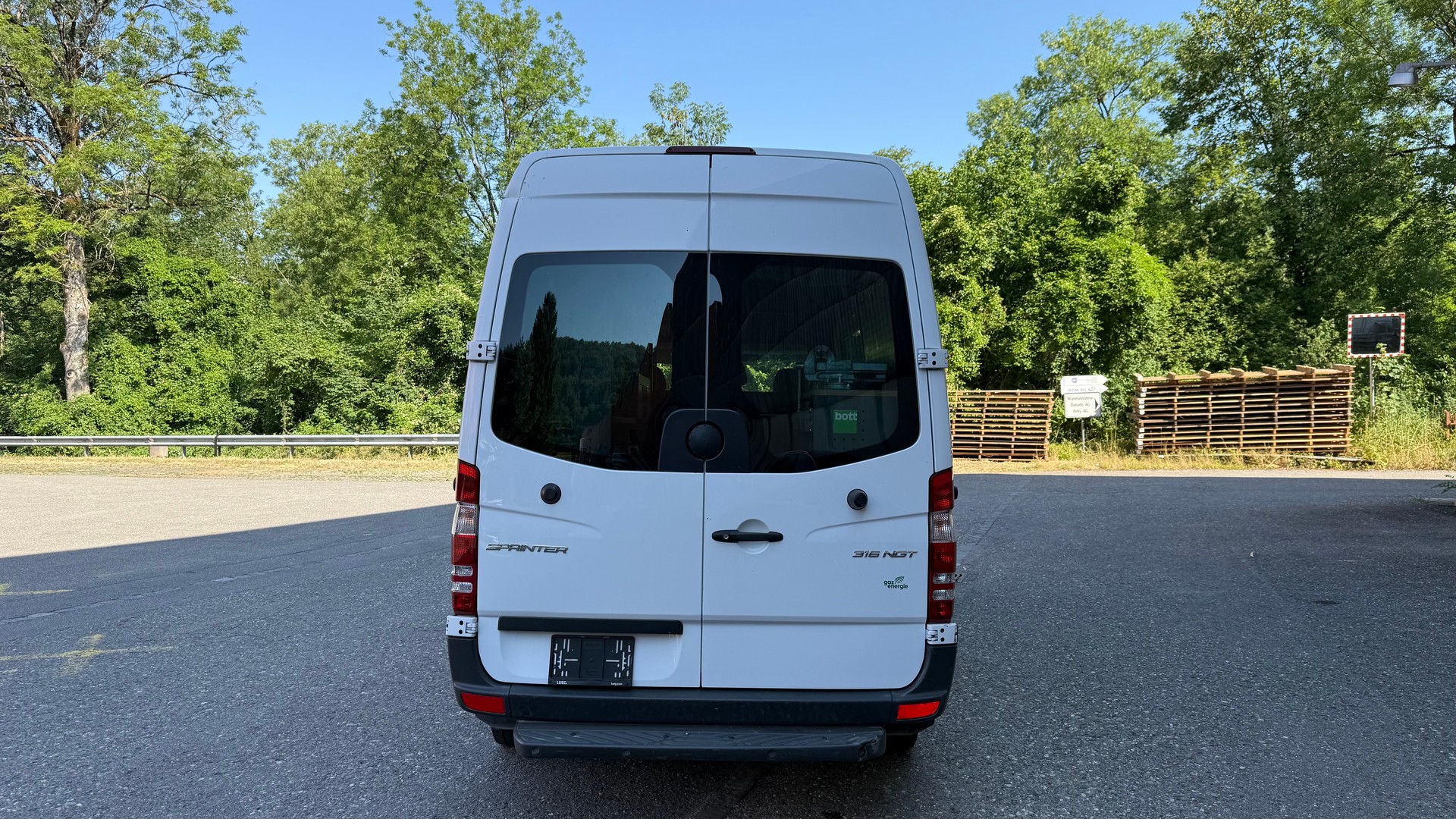 MERCEDES-BENZ Sprinter 316 NGT Standard klimatisiert mit Schranke-image-6