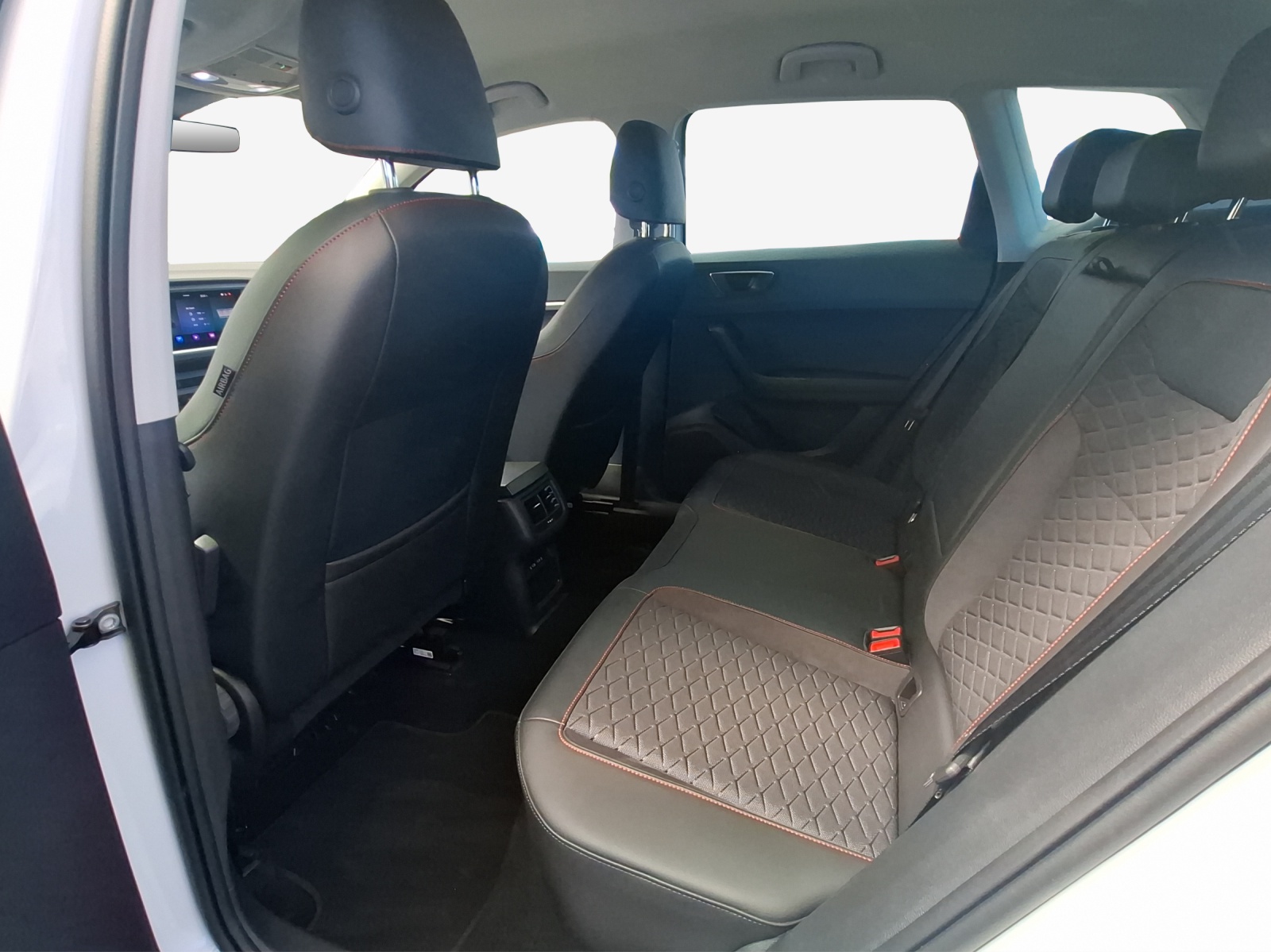 SEAT Ateca 1.5 TSI EVO DSG FR-image-11
