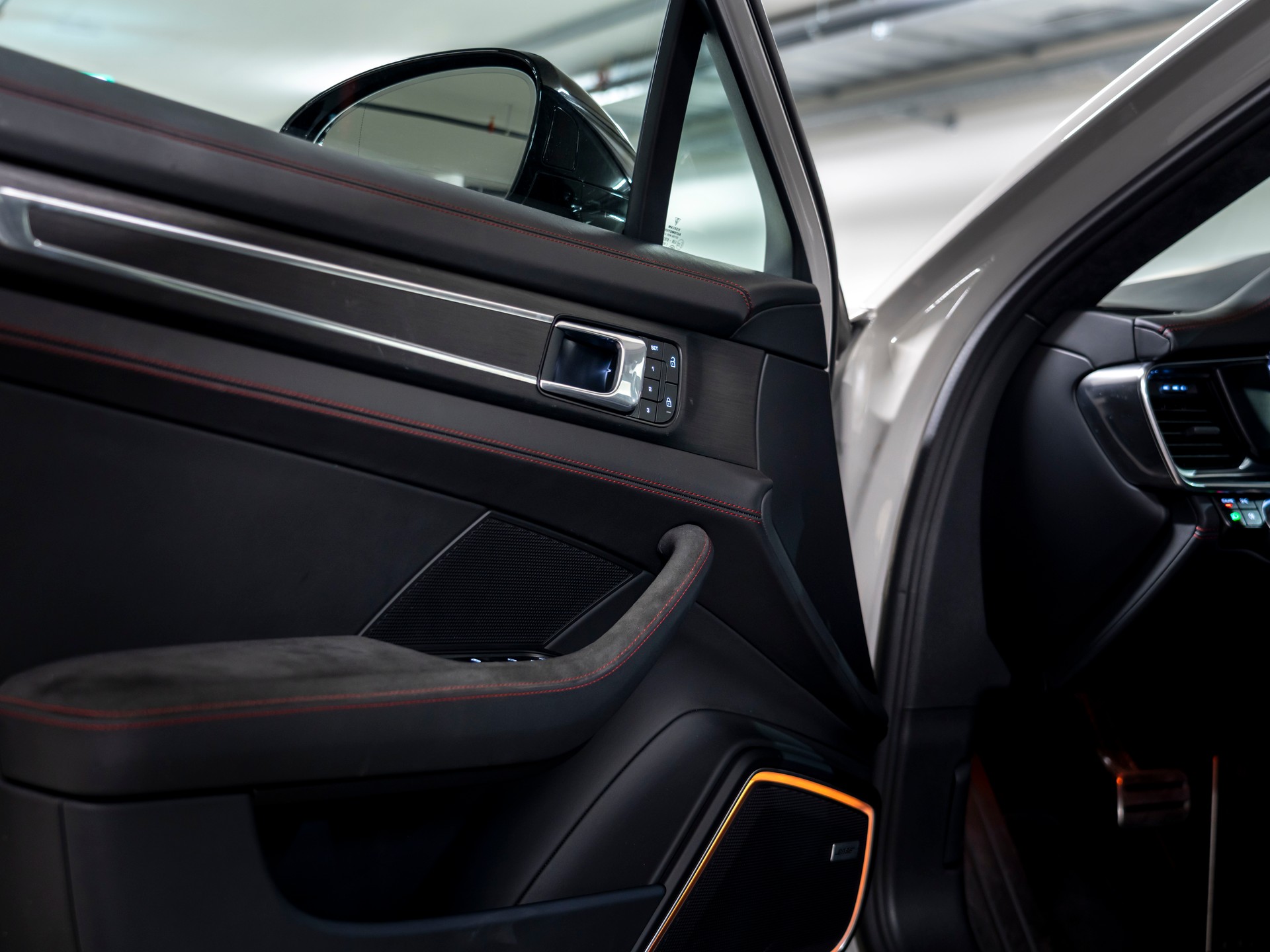 PORSCHE Panamera GTS PDK-image-19