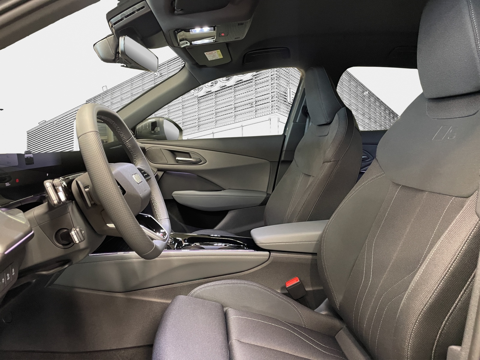 AUDI Q3 SUV TFSI quattro 150 kW S tronic-image-9